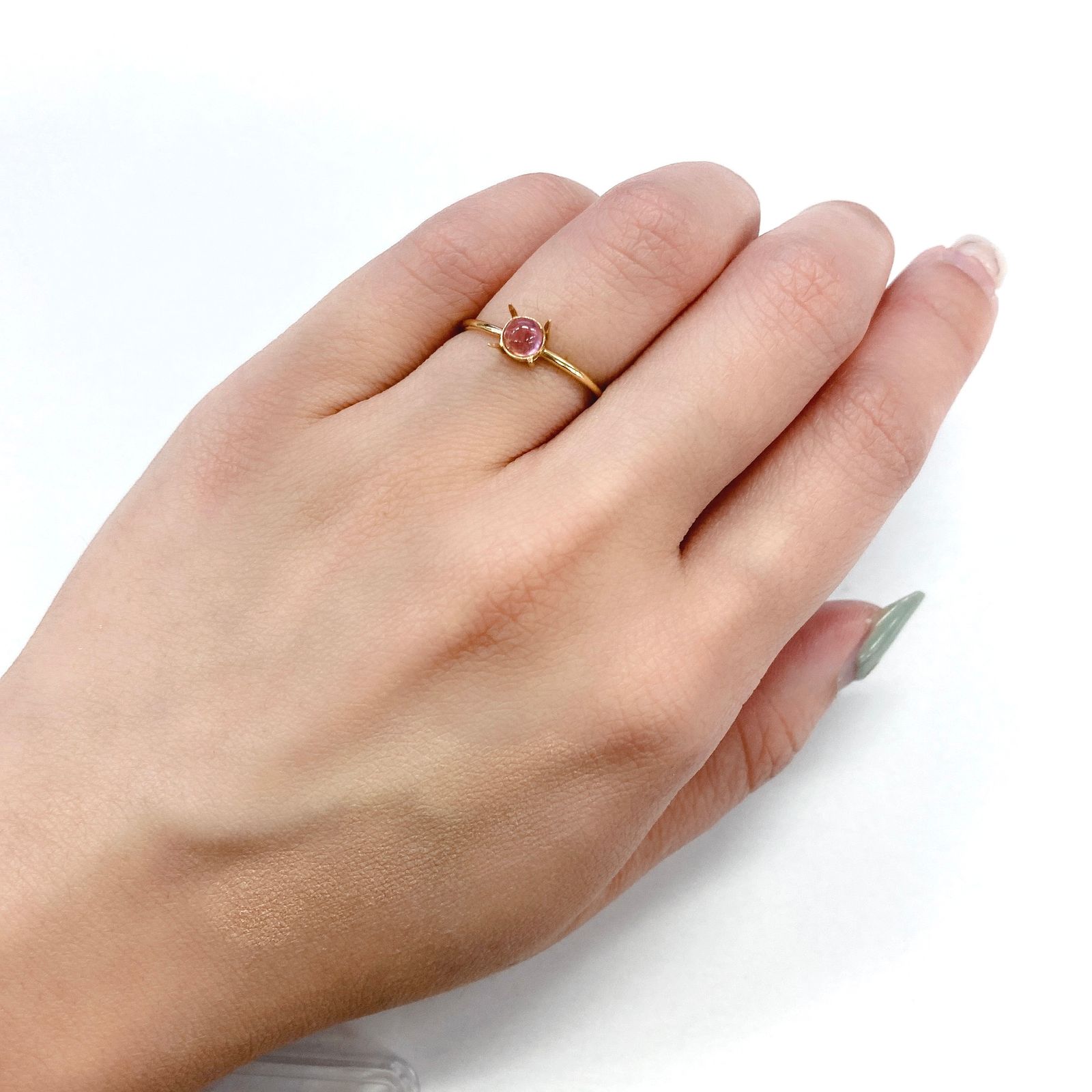 ペツォッタイト(ラズベリル) マダガスカル産 ルース 0.34ct[210410666]4×4mm前後