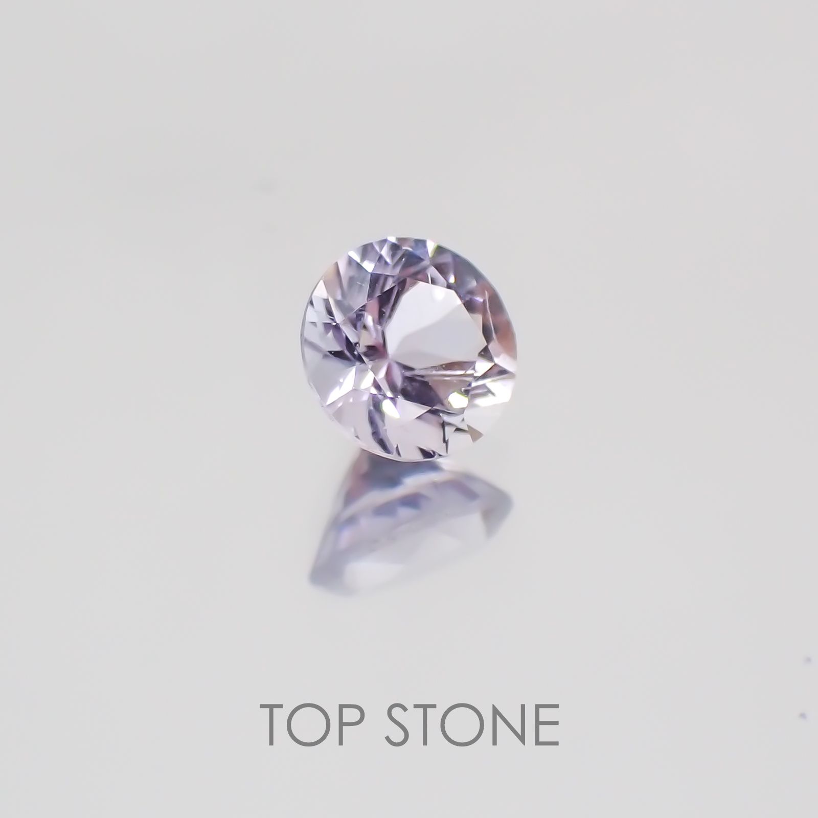 パープルスキャポライト(マリアライト) スリランカ産 ルース 0.13ct[21049566]3.7×3.7mm前後