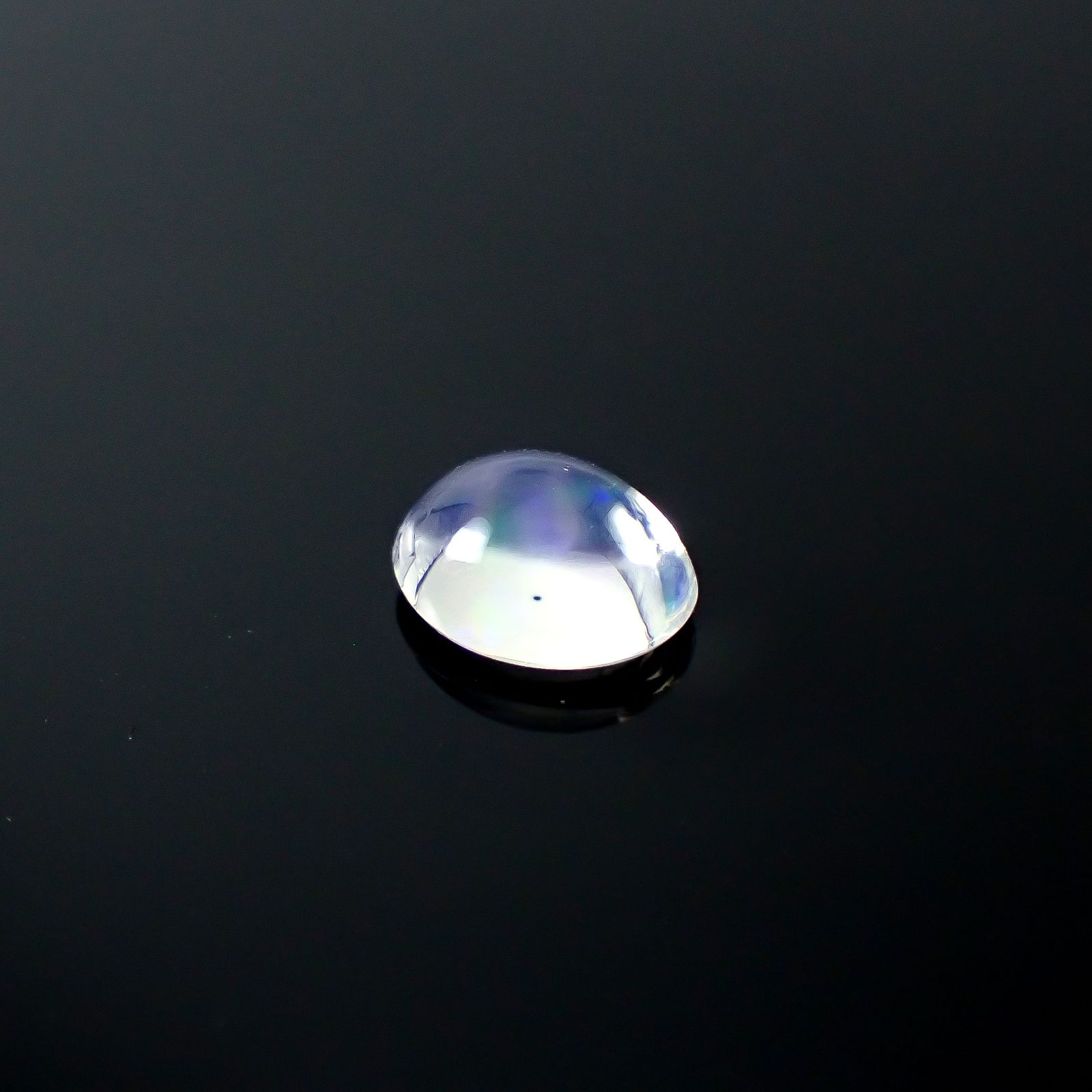 ウォーターオパール メキシコ産 0.85ct / 7.7x6.3mm前後 [250930998]