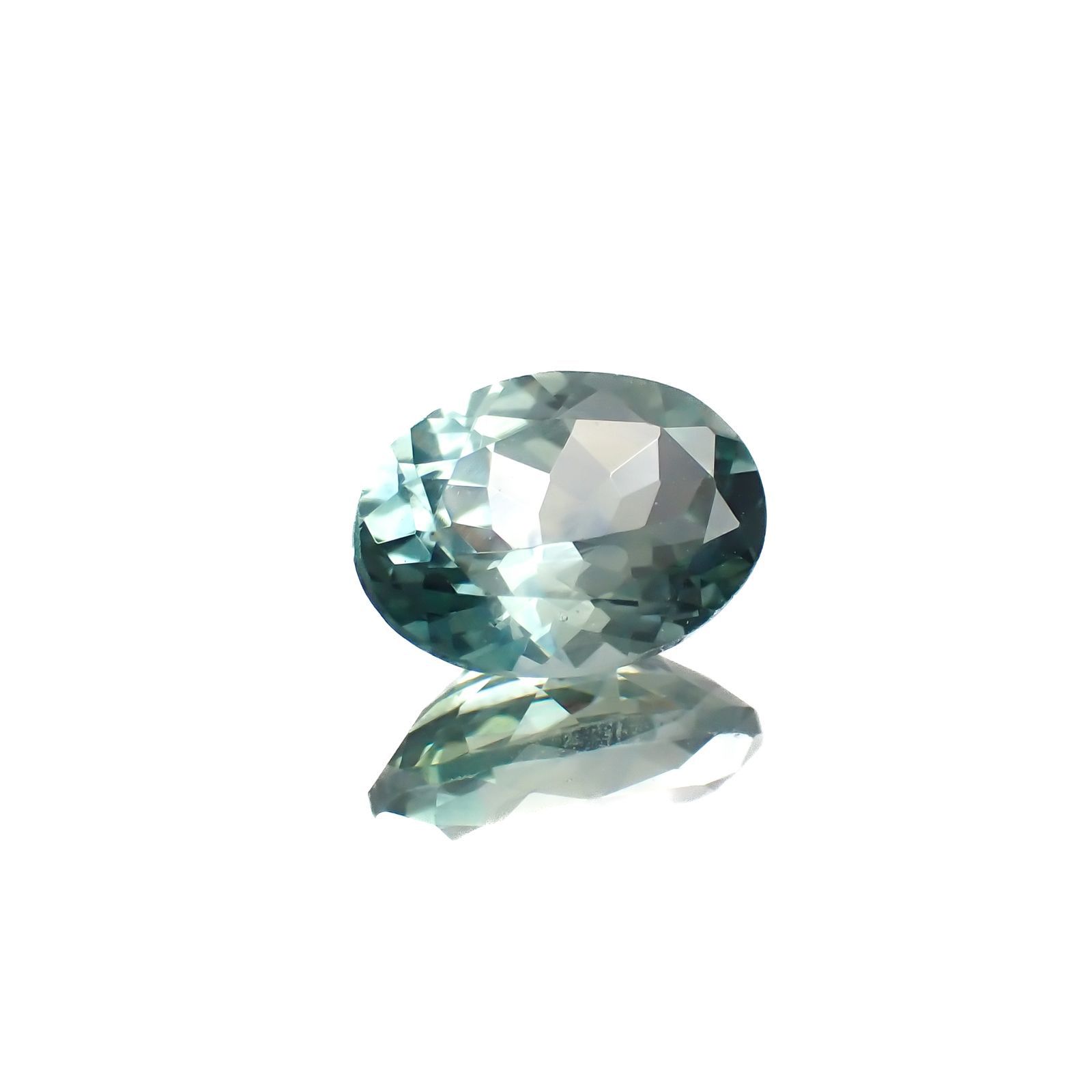 モンタナサファイア(宝石名サファイア)アメリカ・モンタナ州産 1.01ct 識別済[221018889]7x5.1mm前後