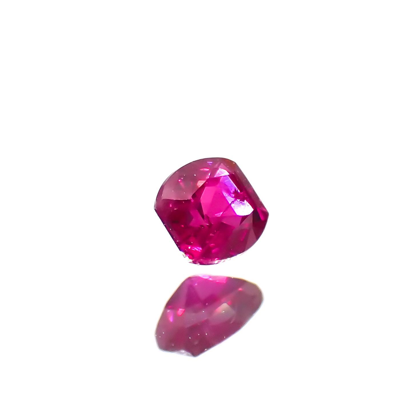 ルビー モザンビーク/ビルマ産 0.17ct [220616198]2.9x2.7mm前後