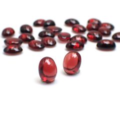 ◇ランダムセレクト◇パイロープアルマンディンガーネット モザンビーク産 約1.60ct / 8.1x6.1mm前後 [260532214]