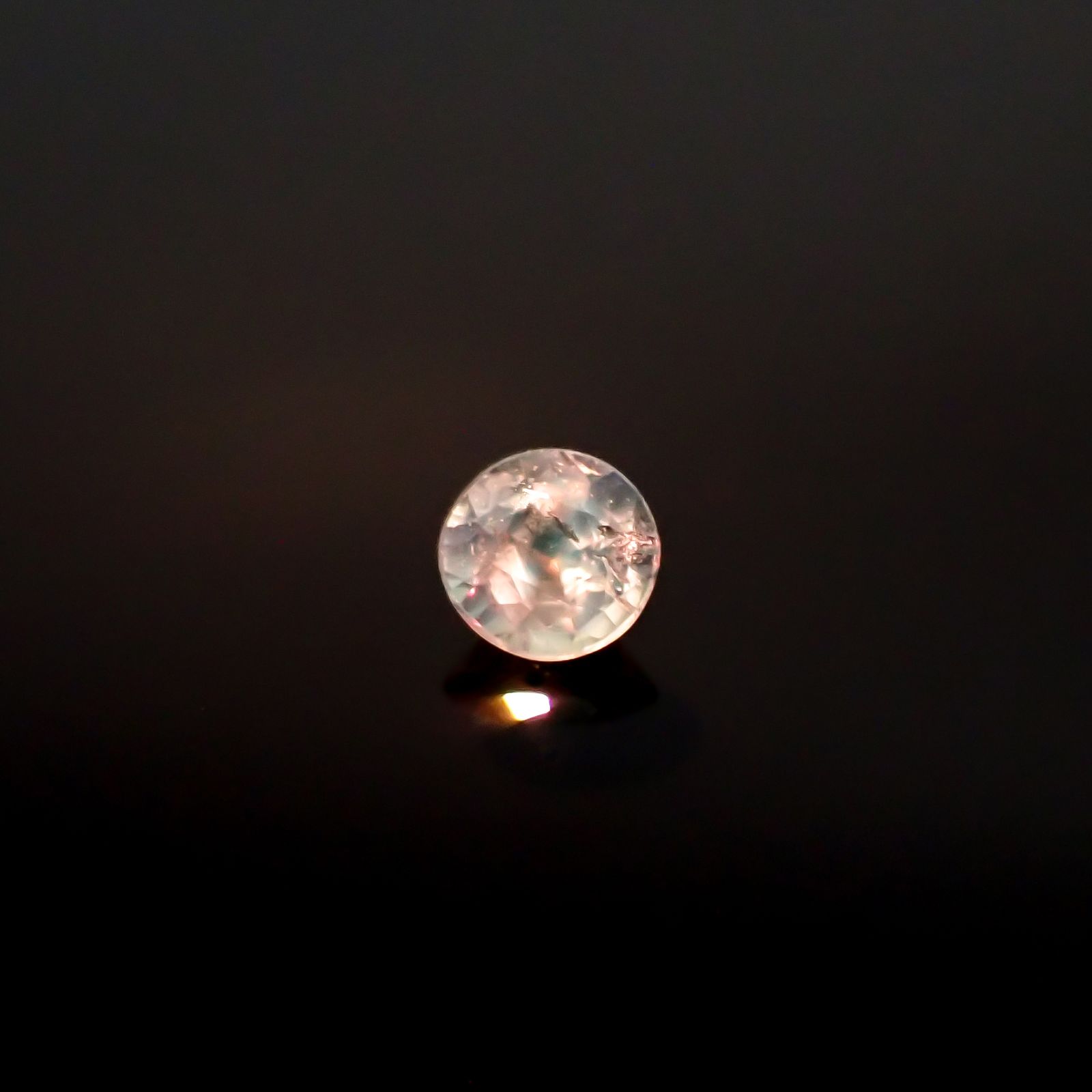 アレキサンドライト ブラジル産/EmeraldMains社製 0.079ct[240527631]2.6x2.6mm前後