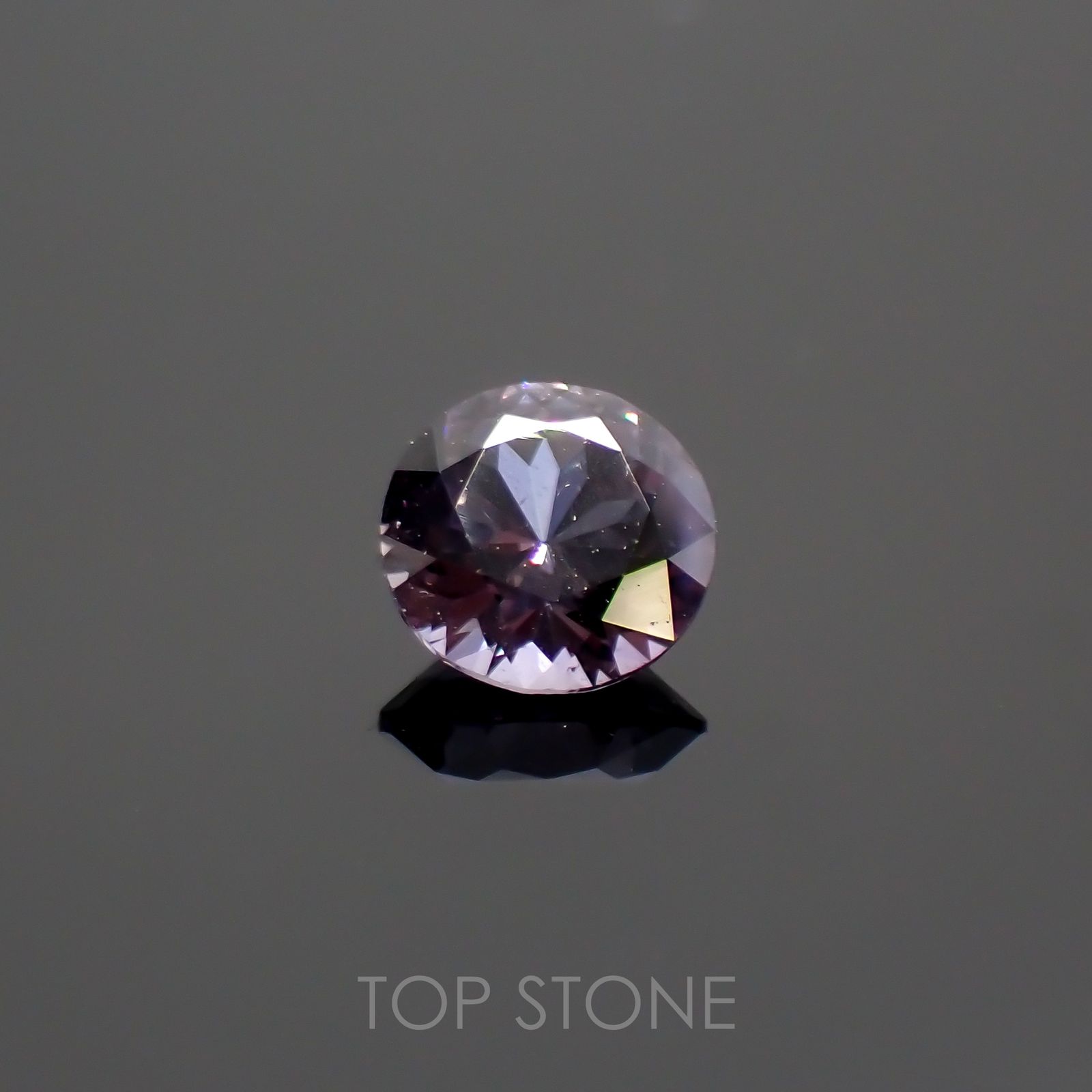バイオレットスピネル(宝石名スピネル)ビルマ/マダガスカル産 0.50ct 識別済[220114566]4.8x4.8mm前後