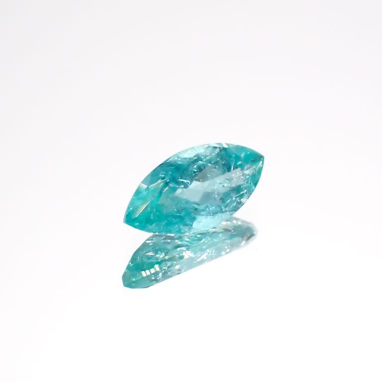 パライバトルマリン(宝石名トルマリン/別名パライバ・トルマリン)ブラジル・キントス鉱山産 0.497ct ソ付(宝貴協)[221018746]8.3x3.9mm前後