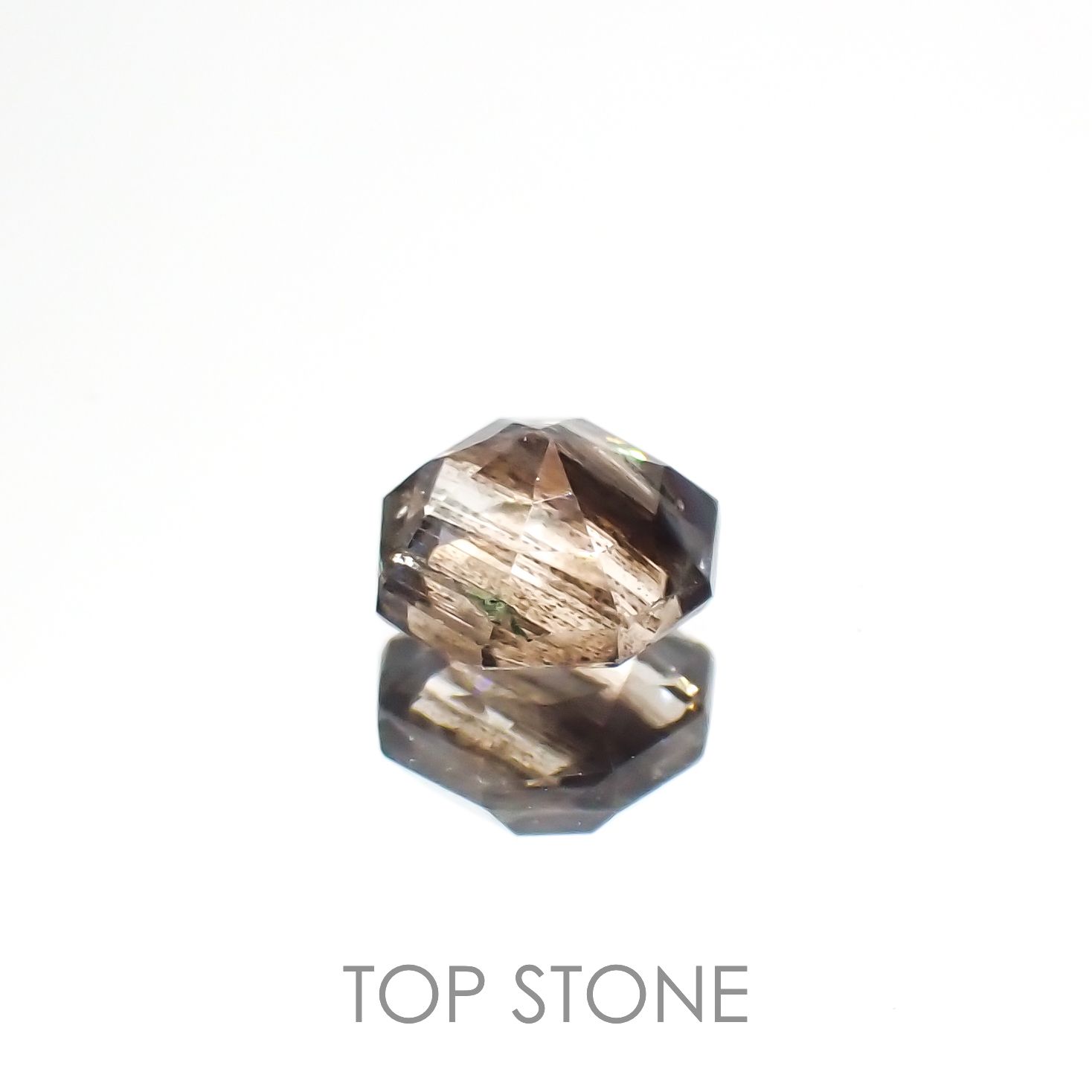 ◇オクタゴンカット◇レインボースキャポライト ブラジル産 0.79ct[230320918]5.9x5.7mm前後