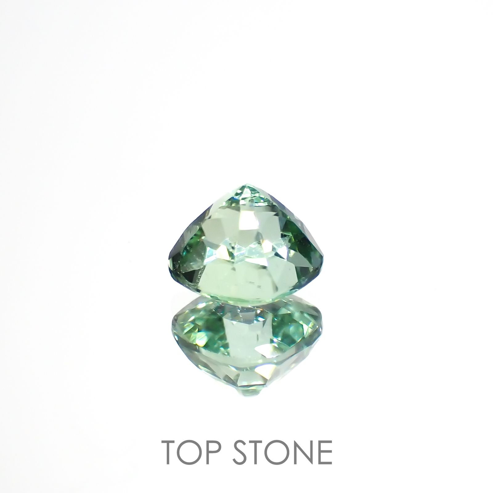 ブルーグリーントルマリン(宝石名トルマリン)アフガニスタン産 0.75ct 識別済[221018343]5.2x5.2mm前後