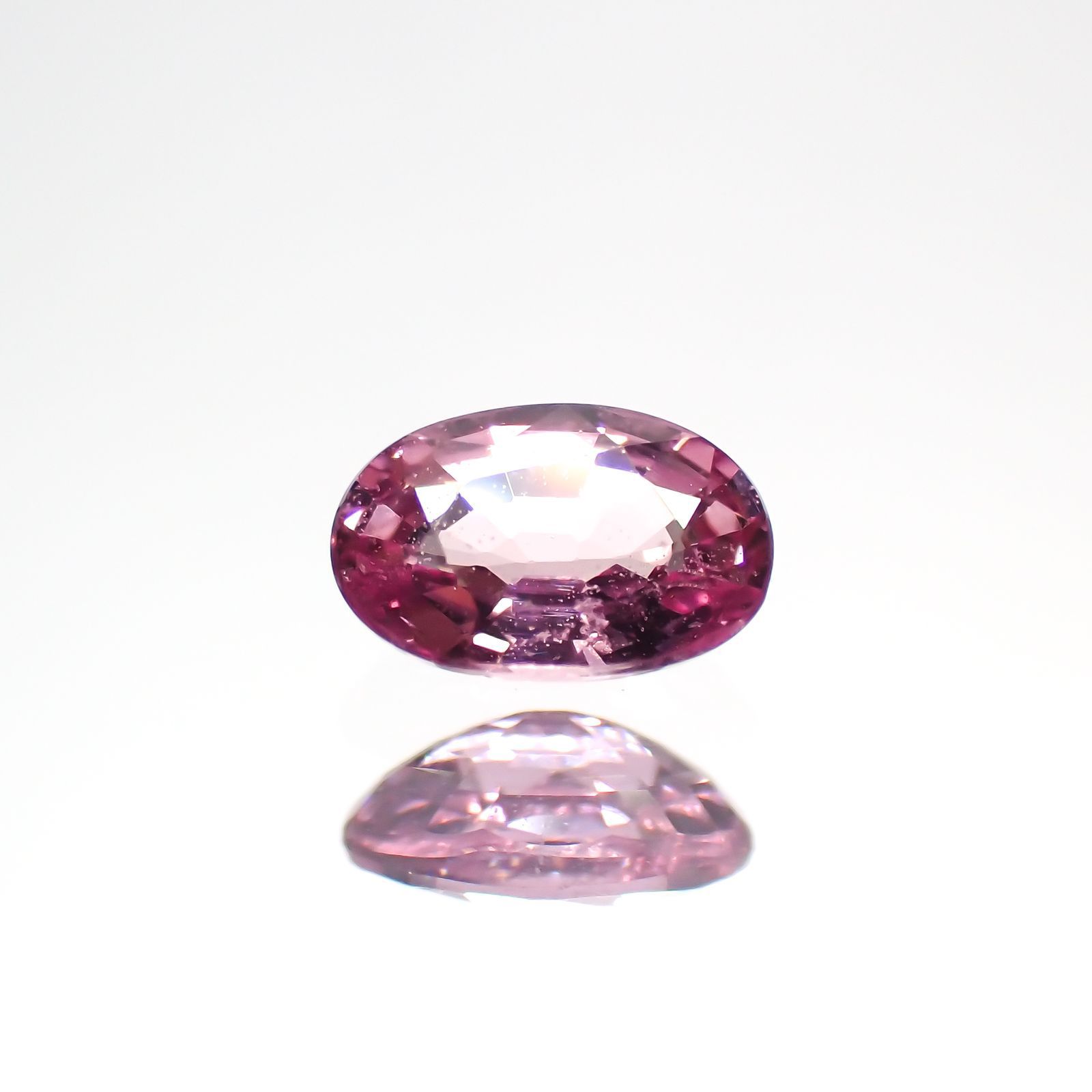 パパラチャサファイア(宝石名サファイア/別名パパラチャ・サファイア) スリランカ産 0.304ct ソ付(DGL)[20107255]4.8×3.1mm前後