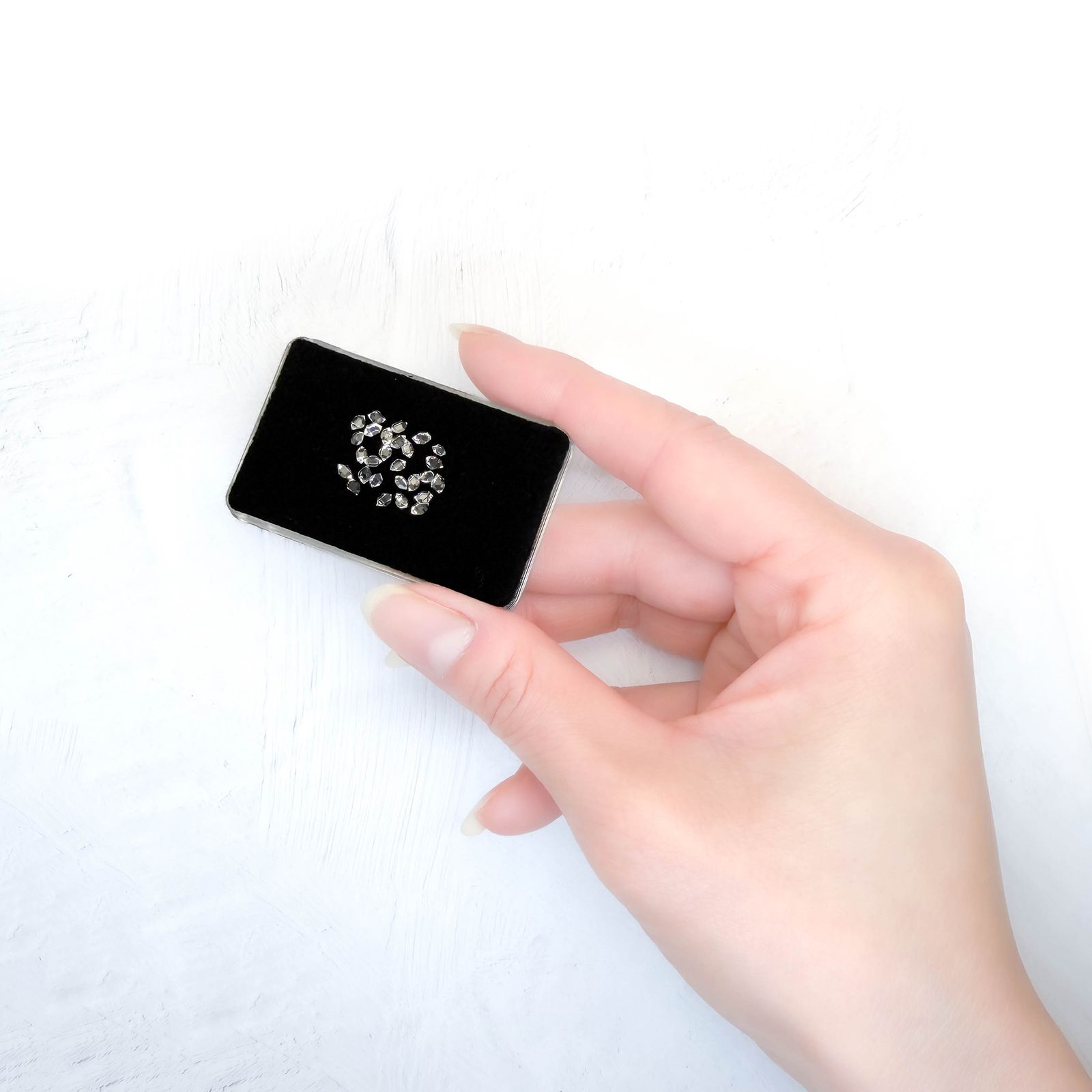 ◇メレセット◇ハーキマーダイヤモンド 原石 アメリカ・ニューヨーク州産 1.75ct / 2.8-3.5x1.5-2.3mm前後 [260231699]