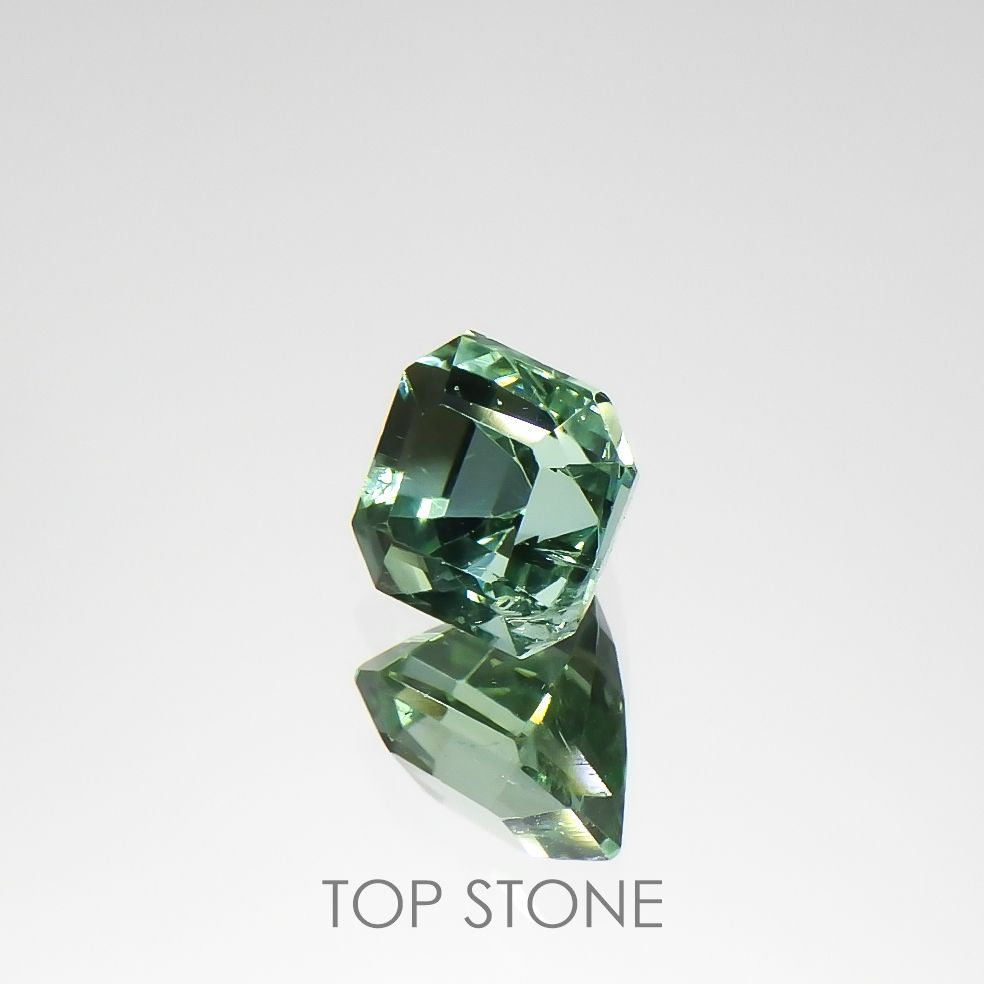 ブルーグリーントルマリン(宝石名トルマリン)アフガニスタン産 1.06ct 識別済[220115304]5.6x5.4mm前後
