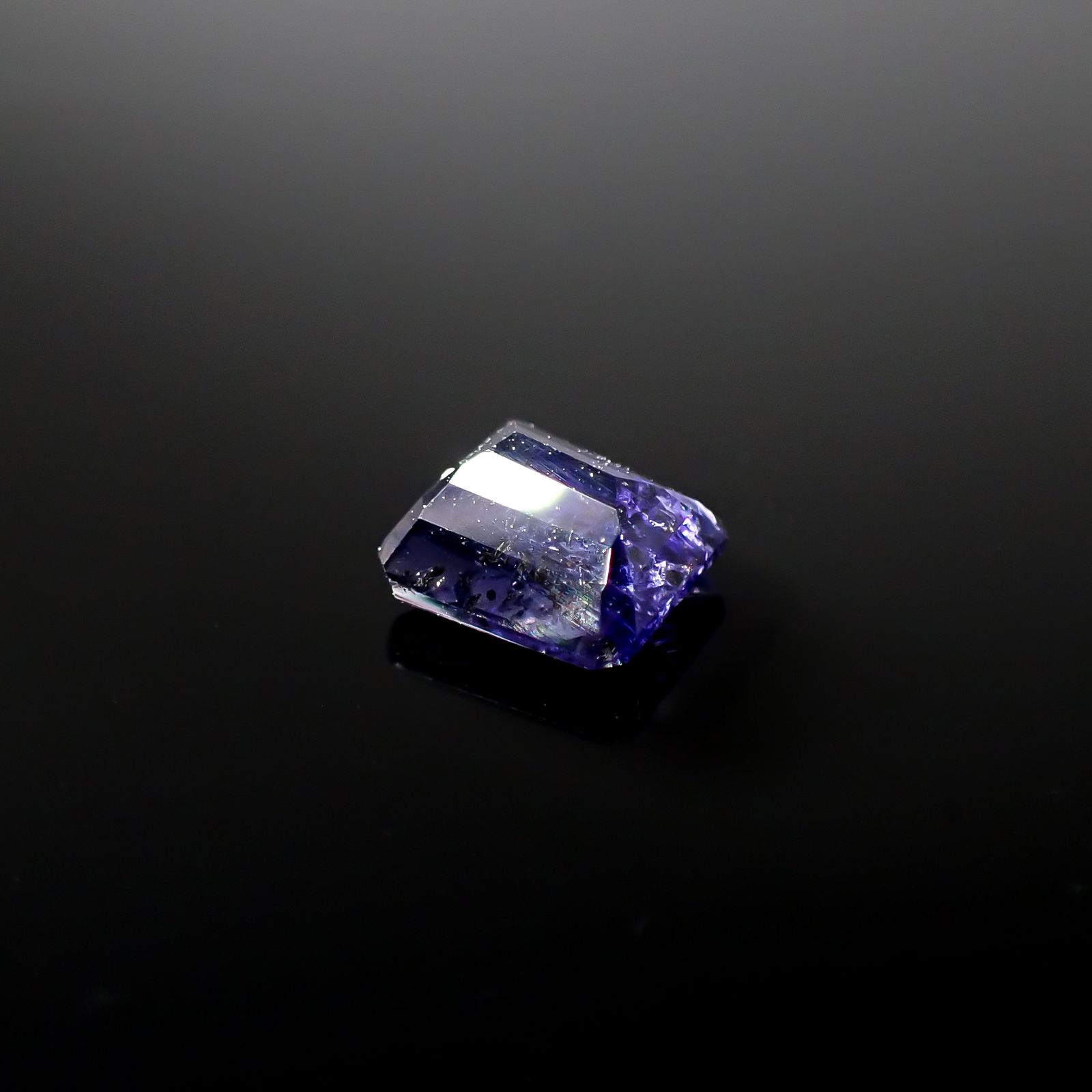 ◇プリンセスカット◇アイオライトサンストーン(宝石名アベンチュリン・アイオライト)インド/ブラジル産 0.98ct 識別済[231224432]6x6mm前後