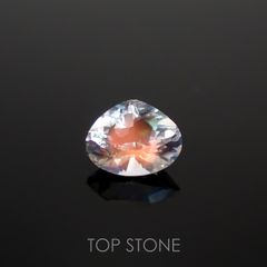 レインボームーンストーン(宝石名ラブラドライト)マダガスカル産 0.39ct 識別済[221119179]4.5x5.5mm前後