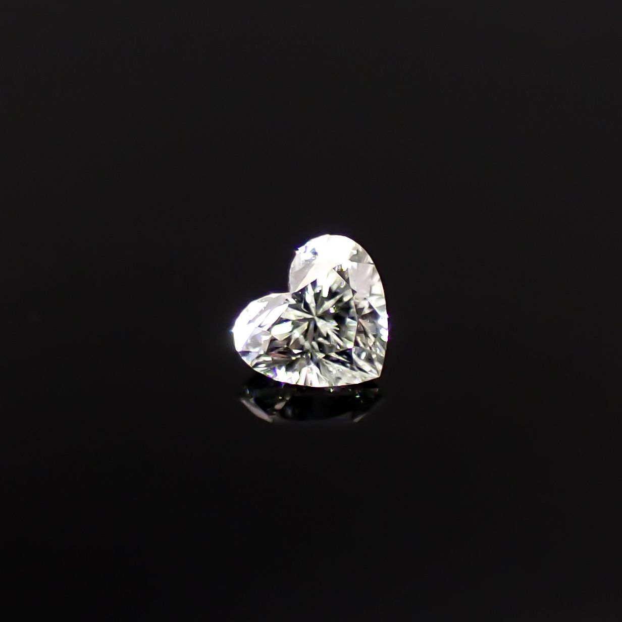 ダイヤモンド 0.051ct / 2.2x2.5mm前後 [260431983]