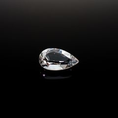 フェナカイト ロシア・マリシェボ鉱山産 0.63ct / 7.9x4.7mm前後 [260632434]