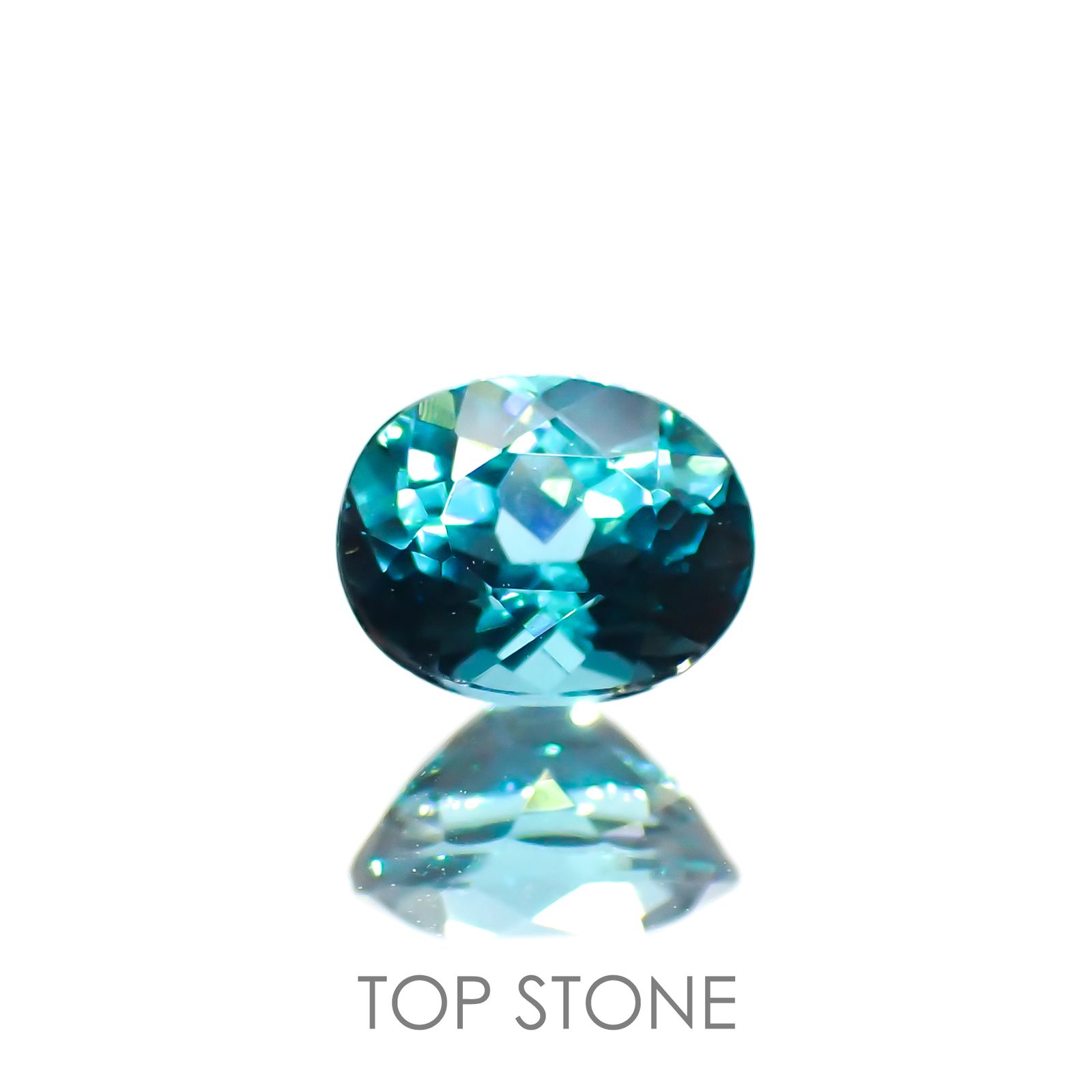 アパタイト(宝石名アパタイト) マダガスカル産 0.59ct 識別済[211013520]5.6×4.5mm前後