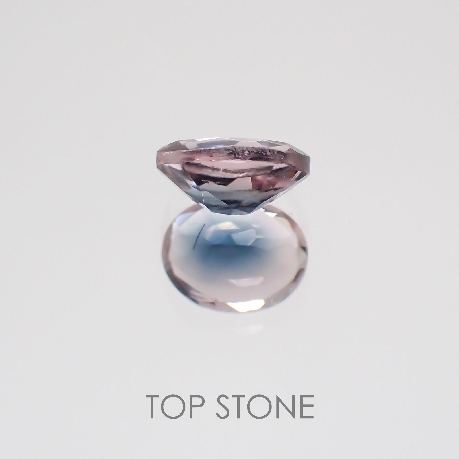 バイカラートルマリン ブラジル産 ルース 0.35ct[21049010]5.1×3.9mm前後