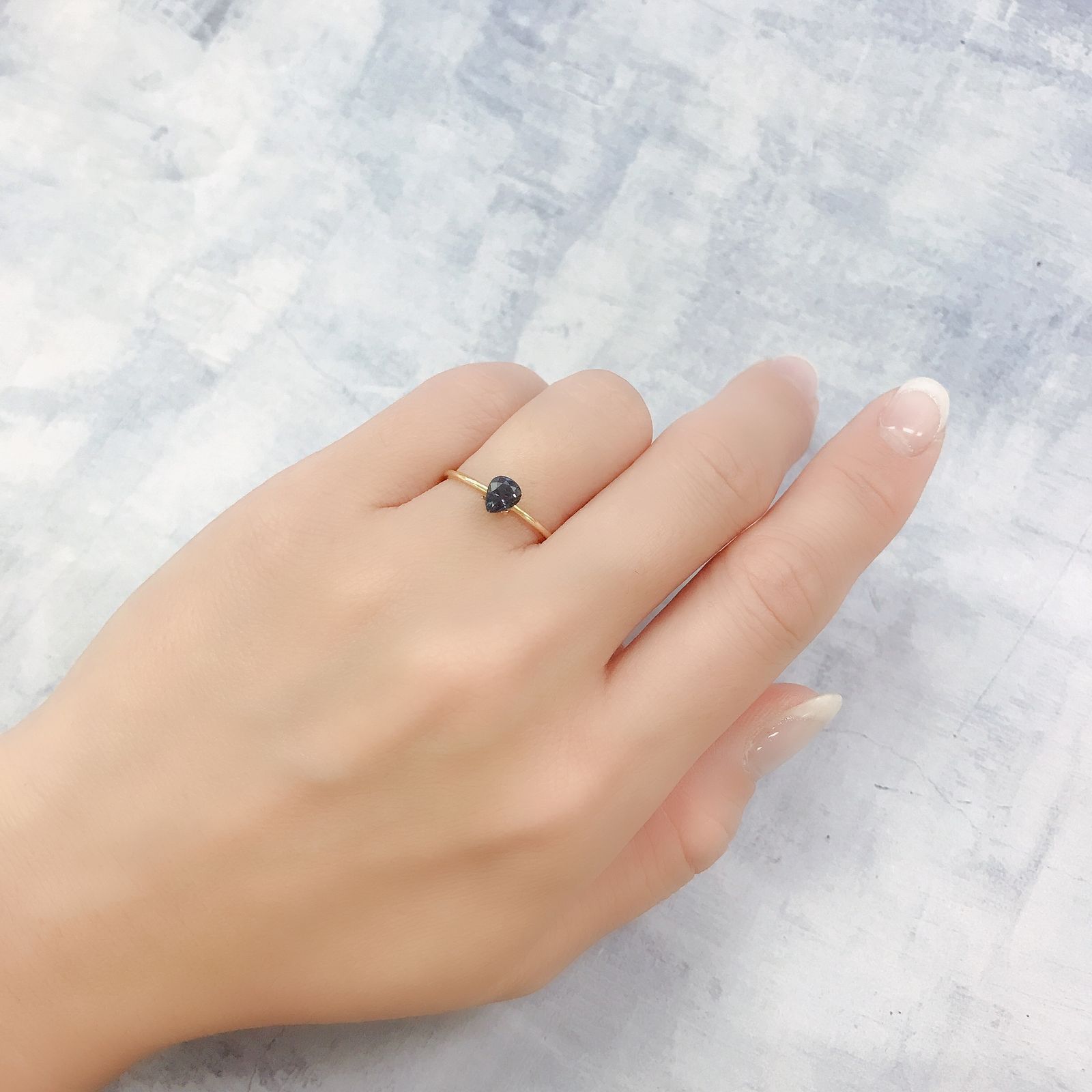 カラーチェンジガーネット アレキタイプ(宝石名ガーネット)マダガスカル・ベキリー産 0.65ct 識別済[220716955]5.4x4.4mm前後