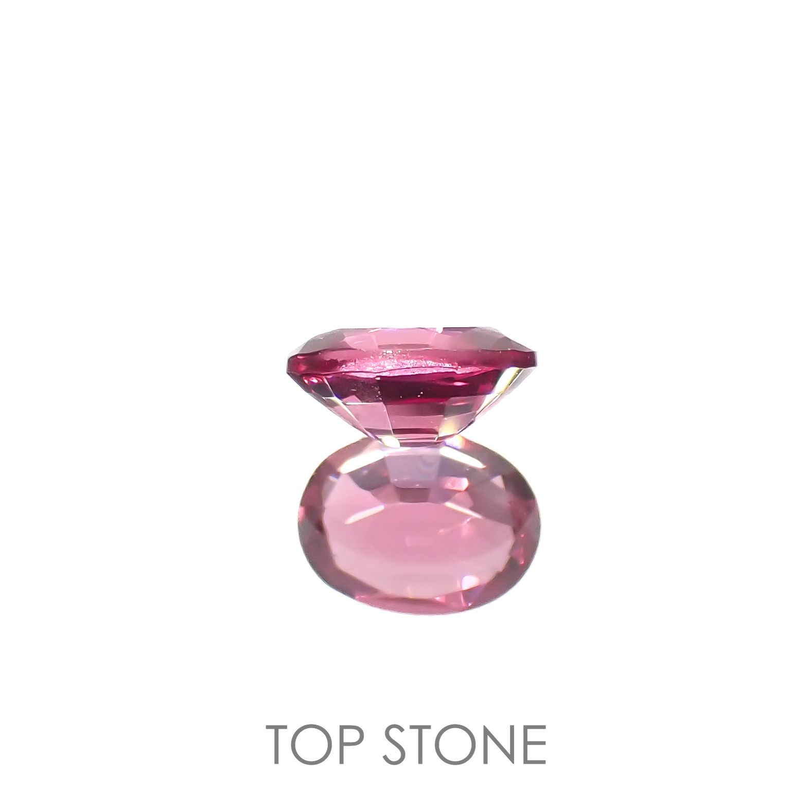 レッドスピネル(宝石名スピネル)タンザニア産 0.18ct 識別済[220716901]3.9x3mm前後