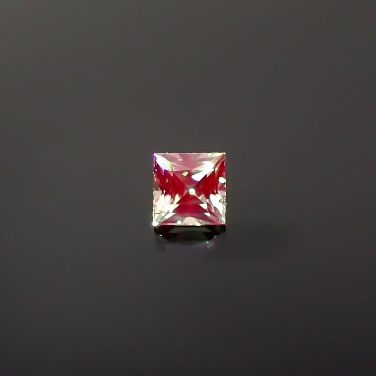 長波365(ライト)の照射で蛍光