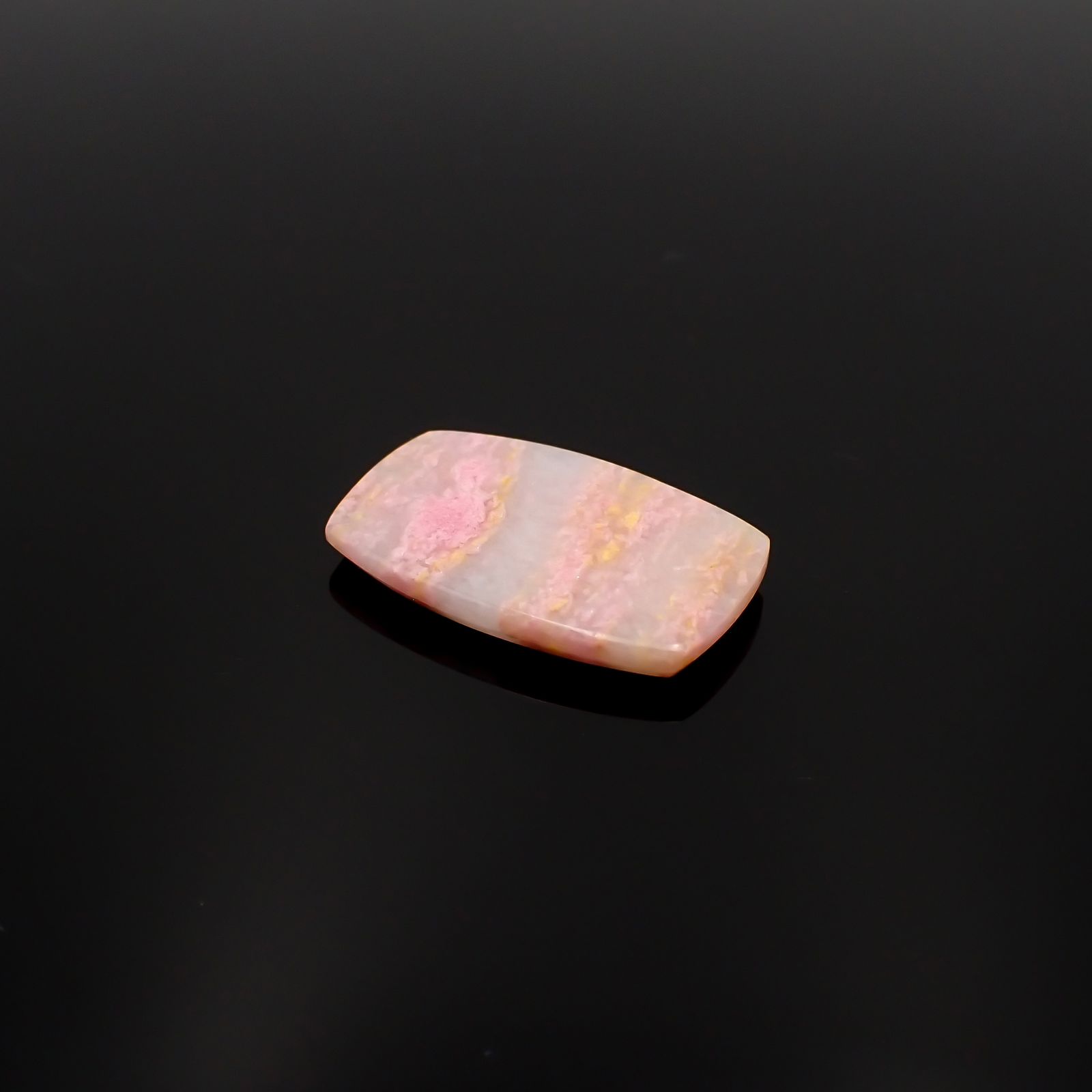 ピンクパッションクォーツ イタリア産 10.56ct[230421555]22.4x14.5mm前後