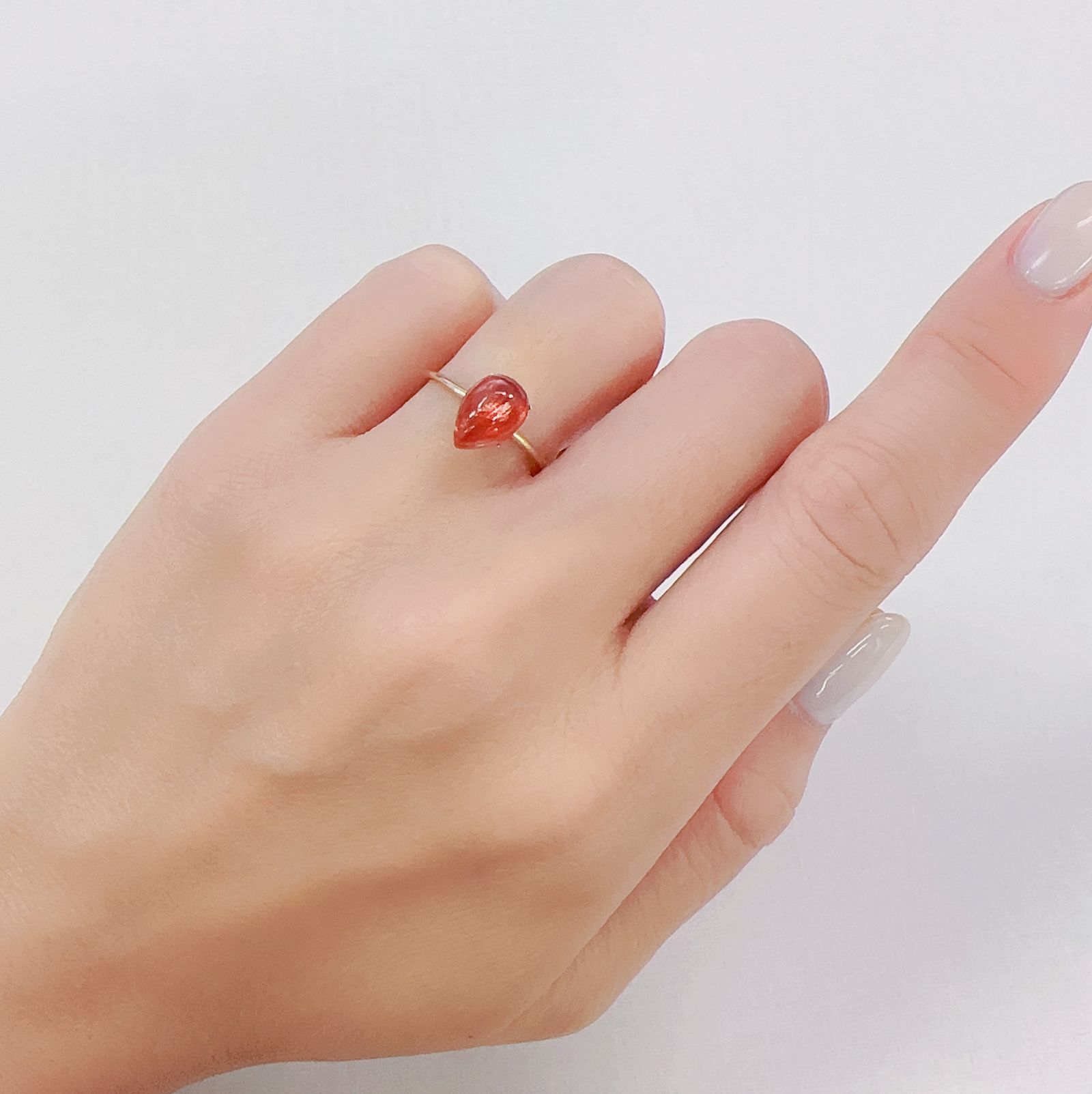 オレゴンサンストーン アメリカ・オレゴン州産 2.28ct[230722688]9.2x6.6mm前後