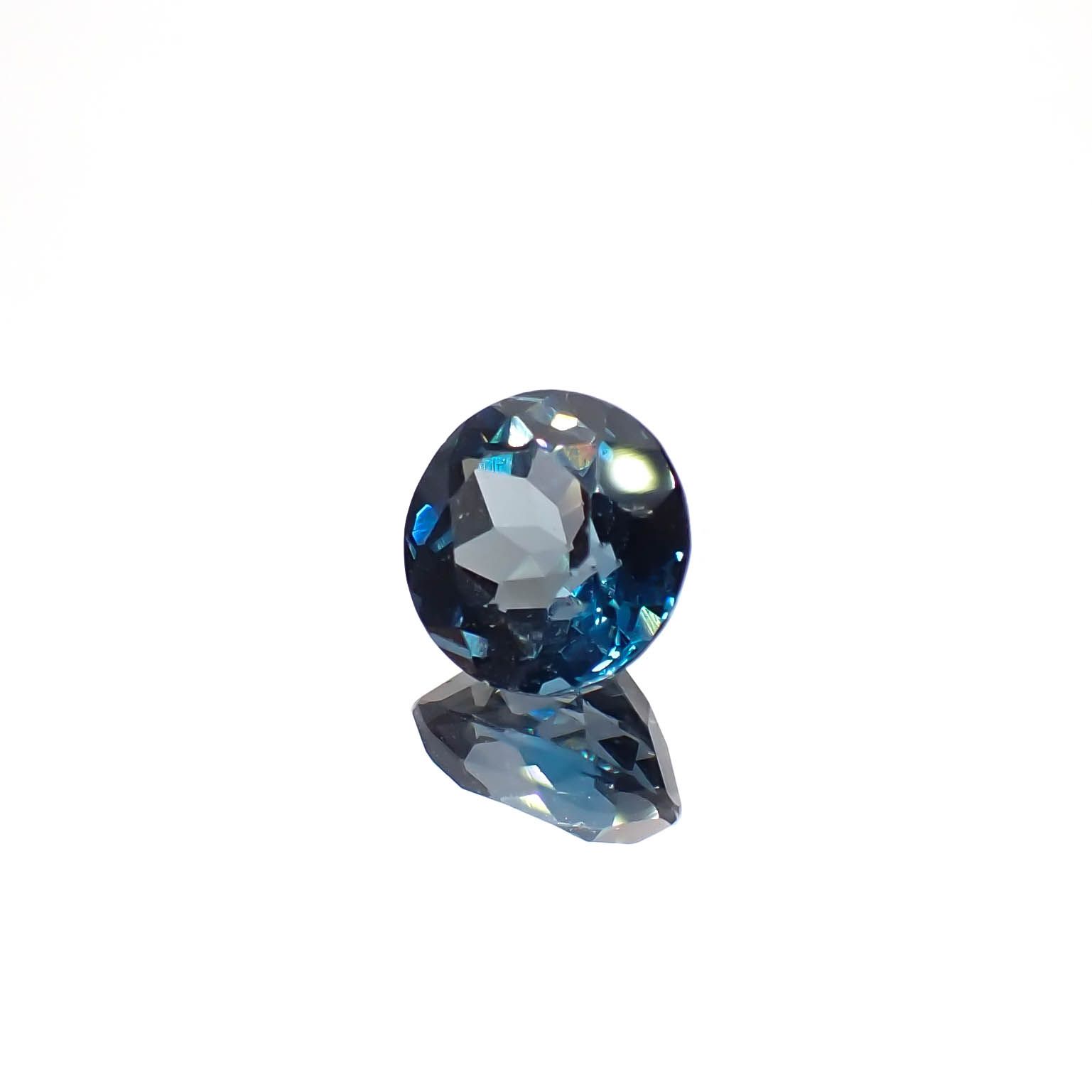 ロンドンブルートパーズ ブラジル産 2.58ct[240326803]8x8mm前後