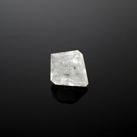 ◇カスタムカット◇パウエライト(宝石名パウエライト)インド産 0.997ct ソ付(日独)[240928694]6.62x5.63mm前後