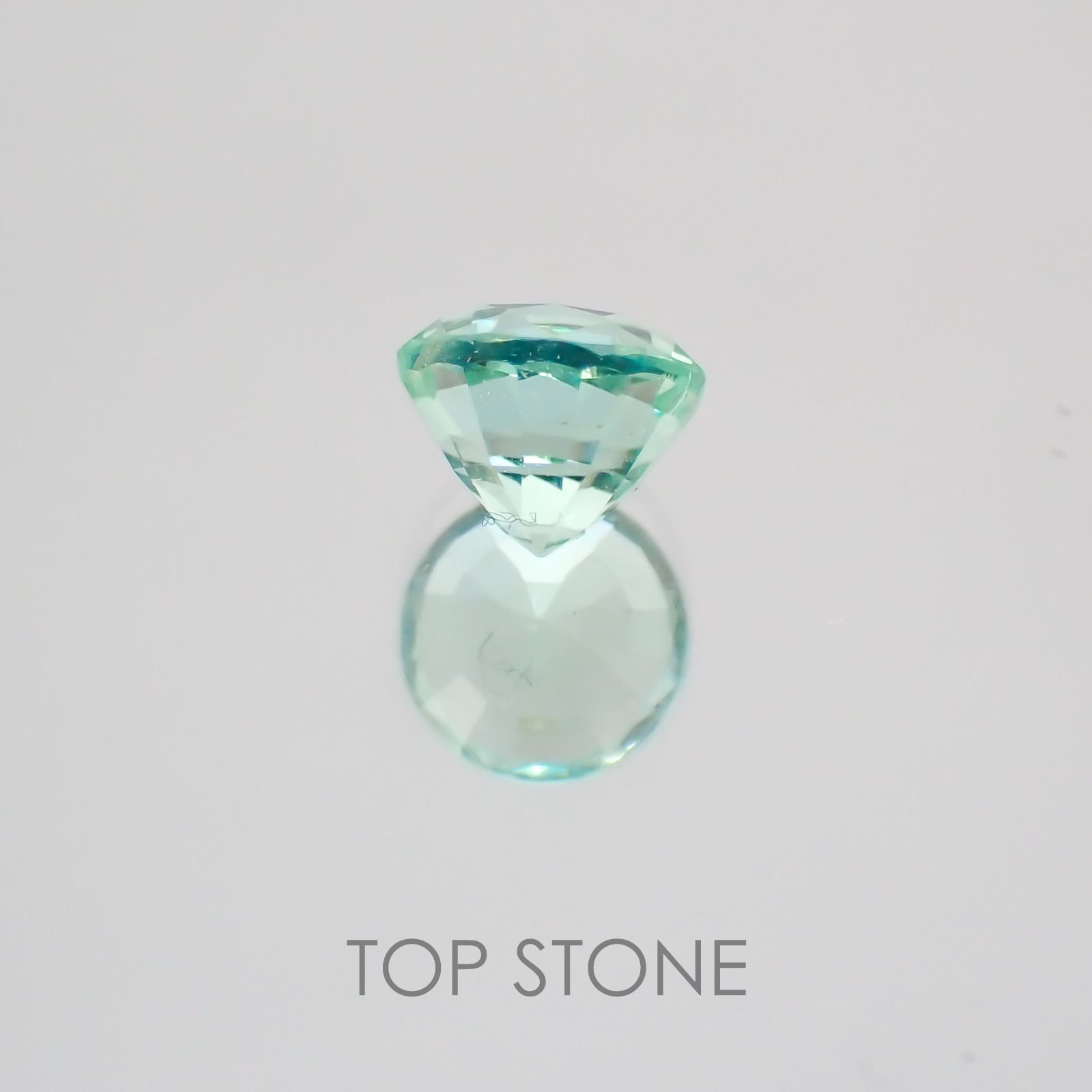ミントベリル(グリーンベリル) ブラジル産 ルース 0.71ct[21069829]5.5×5.6mm前後