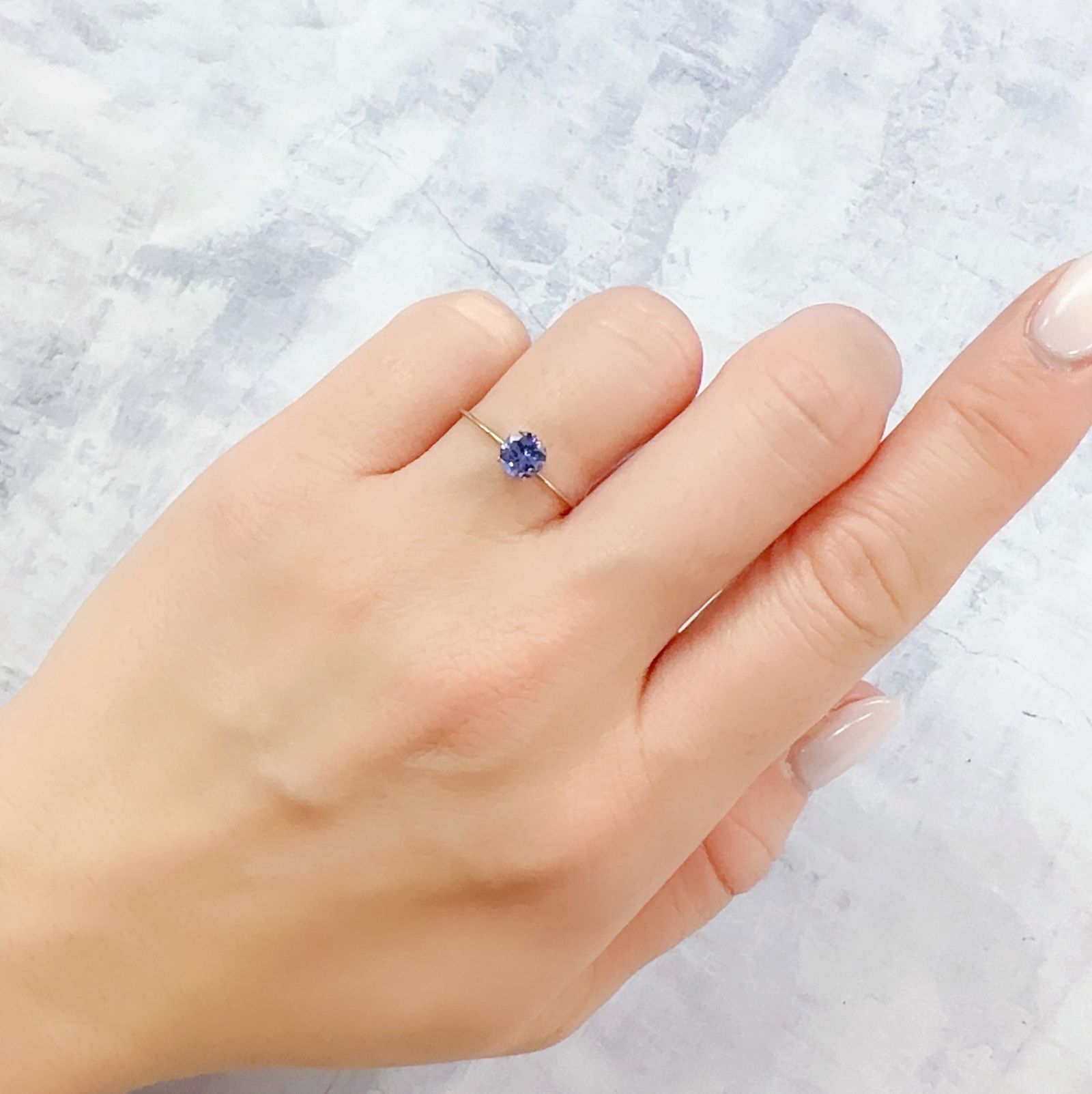 タンザナイト(宝石名タンザナイト)タンザニア産 0.52ct 識別済[230120199]5x4.9mm前後