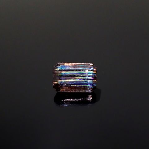 レインボースキャポライト ブラジル産 0.70ct [240326864]6.1x4mm前後