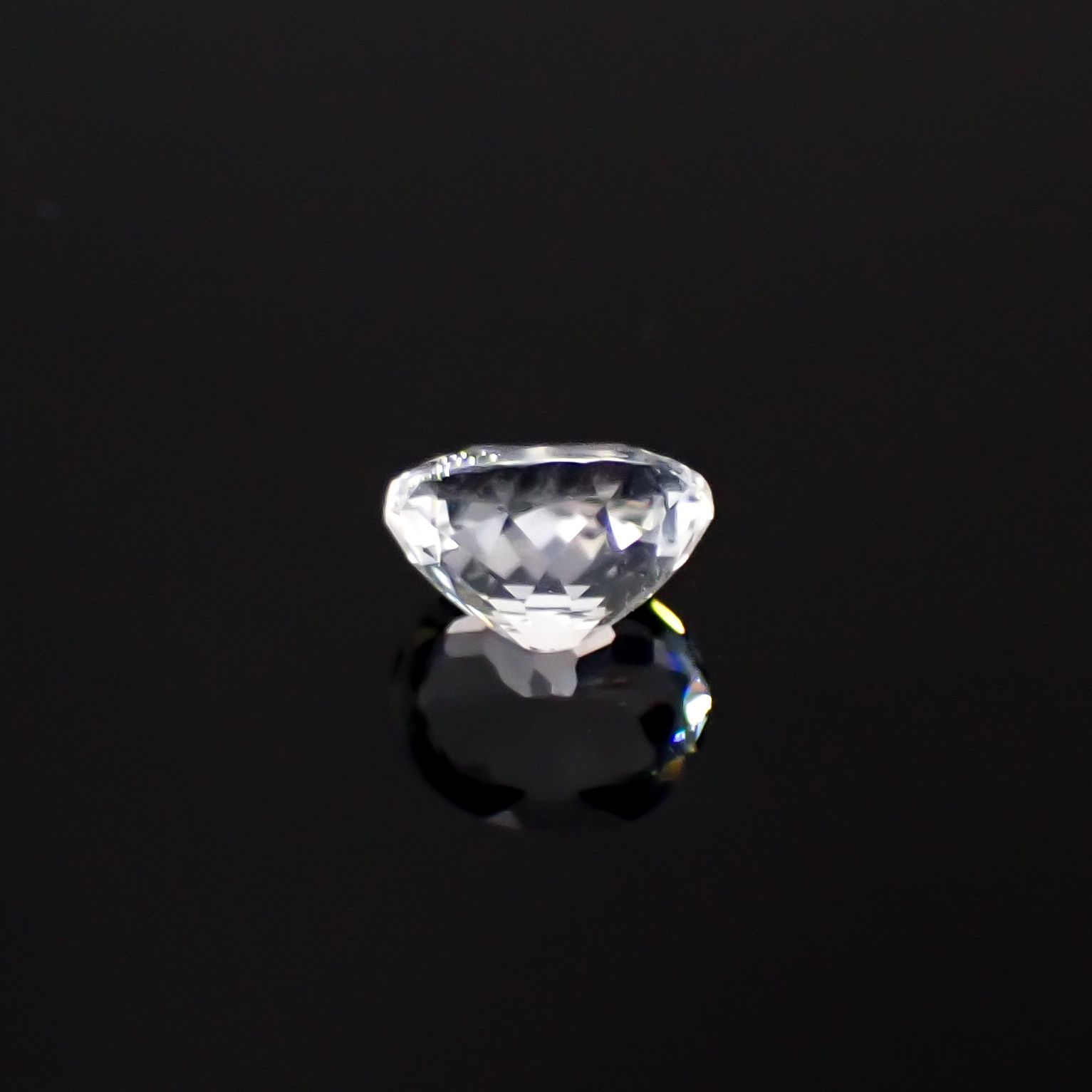 フェナカイト ブラジル産 1.01ct[240928821]6.9x5.7mm前後
