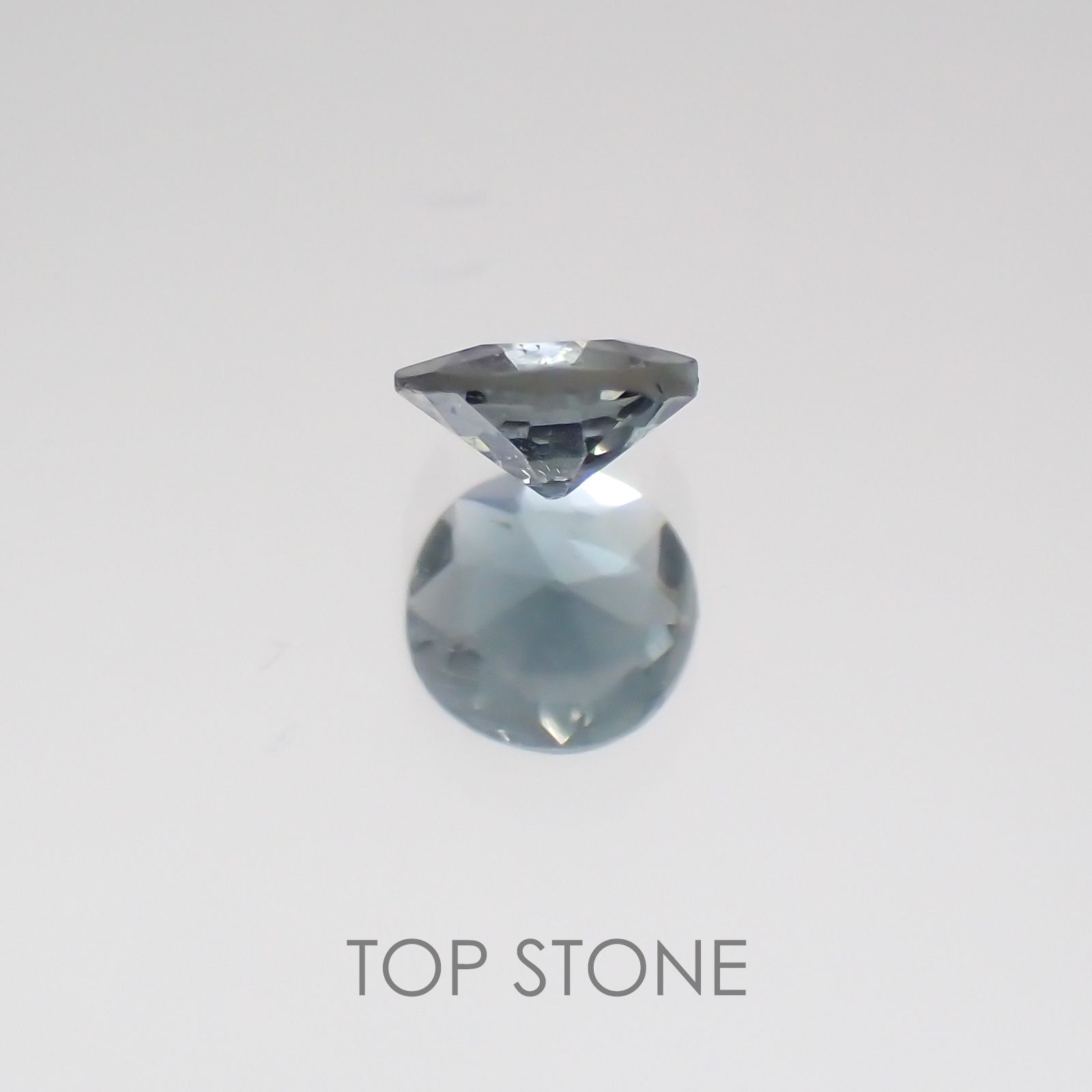 サファリン マダガスカル産 ルース 0.12ct[20128836]3.2×3.2mm前後