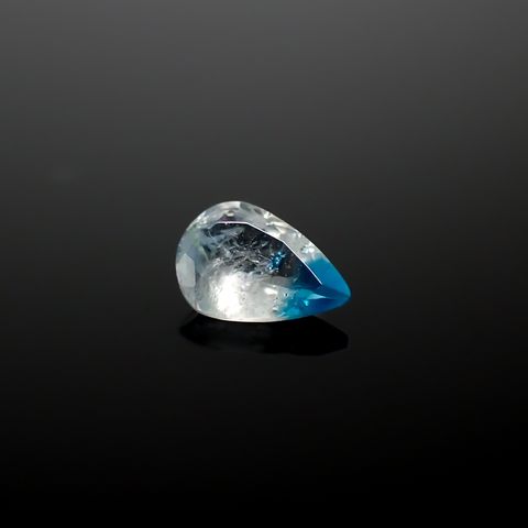 ユークレース(宝石名ユークレース)ジンバブエ産 0.23ct 識別済[241029230]5.3x3.6mm前後
