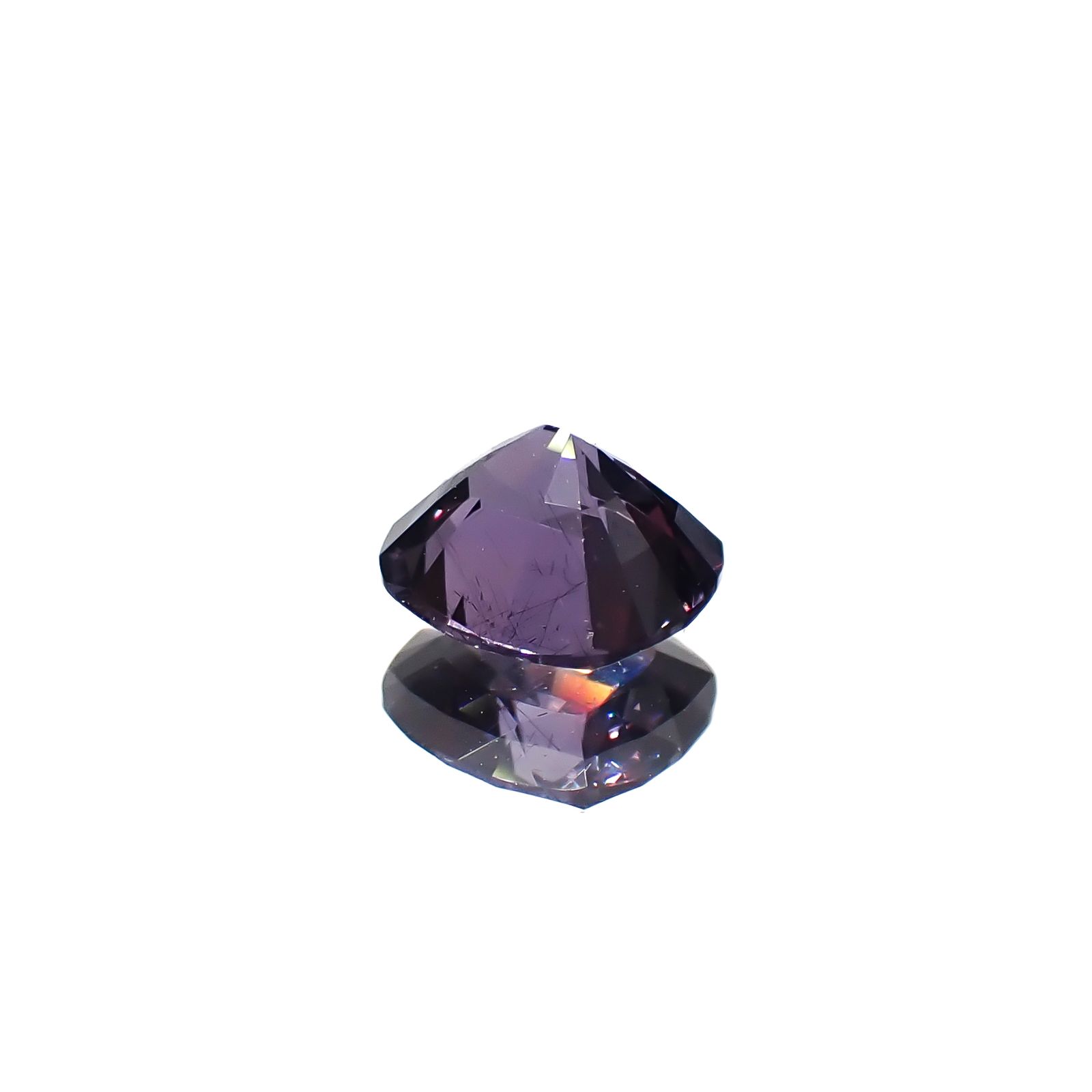 ベキリーブルーガーネット（カラーチェンジガーネット アレキタイプ） マダガスカル・ベキリー産 0.75ct[240628287]5.4x5mm前後