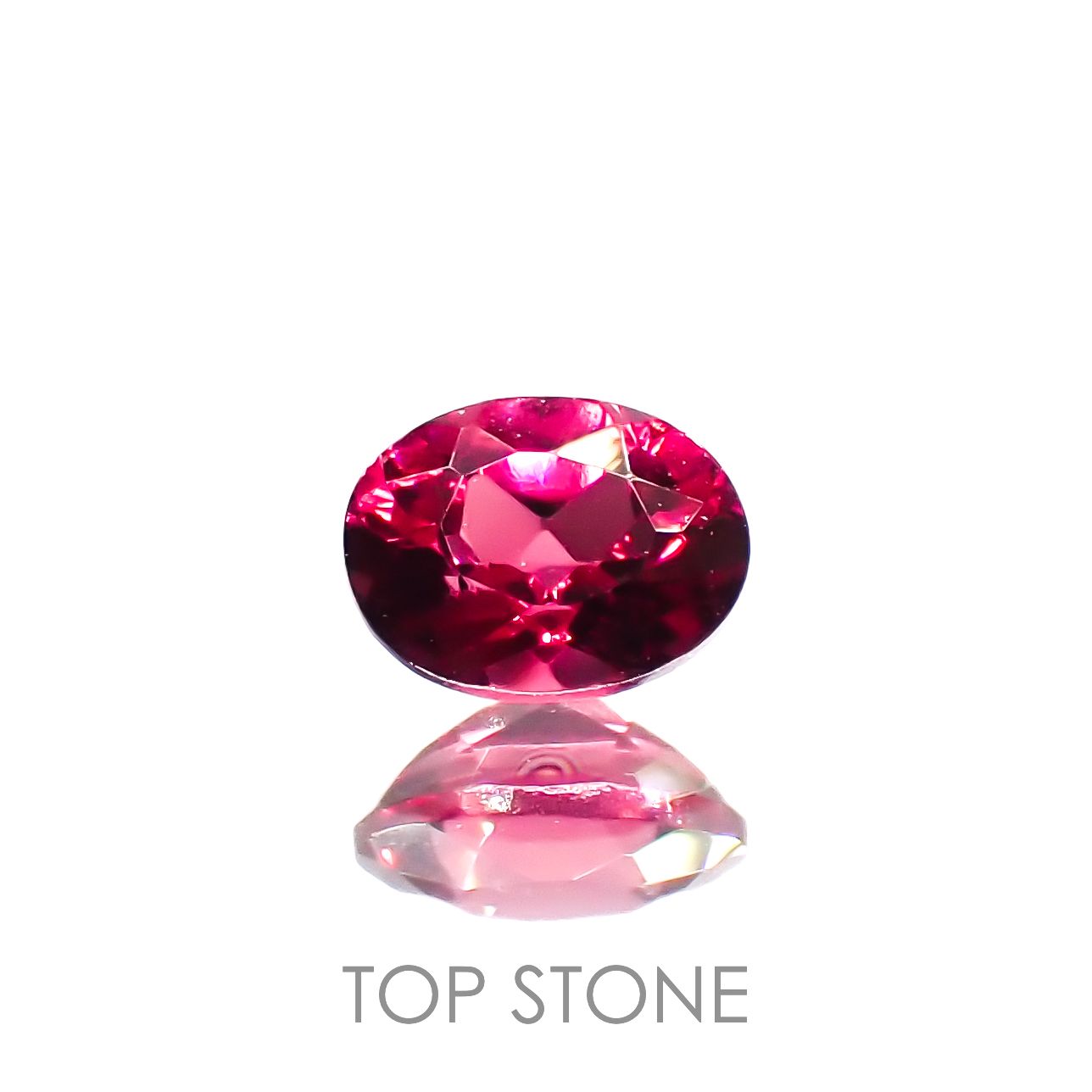 レッドスピネル ビルマ/マダガスカル産 0.18ct[230220553]3.8x2.9mm前後