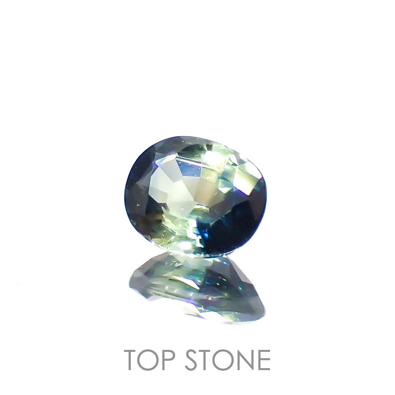 バイカラーサファイア(宝石名サファイア)マダガスカル/オーストラリア産 0.45ct 識別済[230320904]4.9x4mm前後