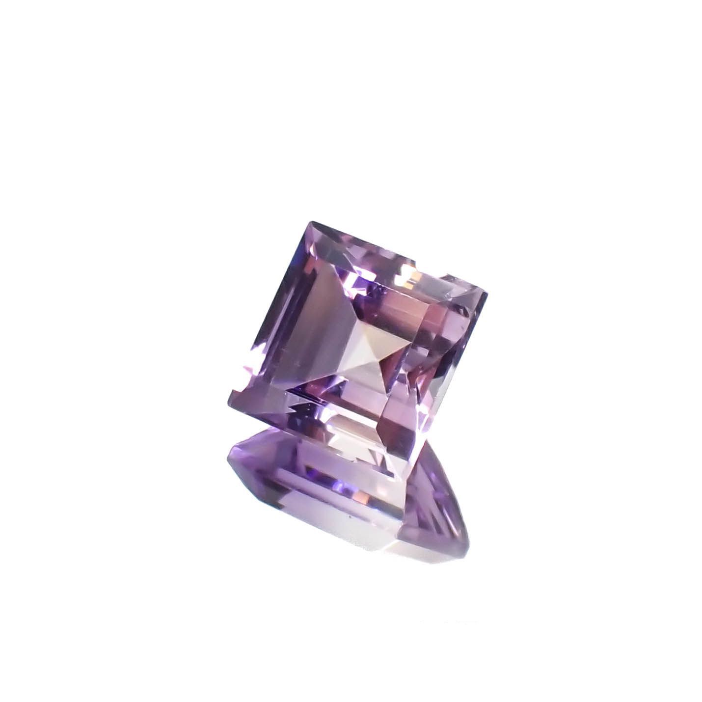 アワーグラスアメジスト モロッコ産 3.83ct[221219625]9x9mm前後