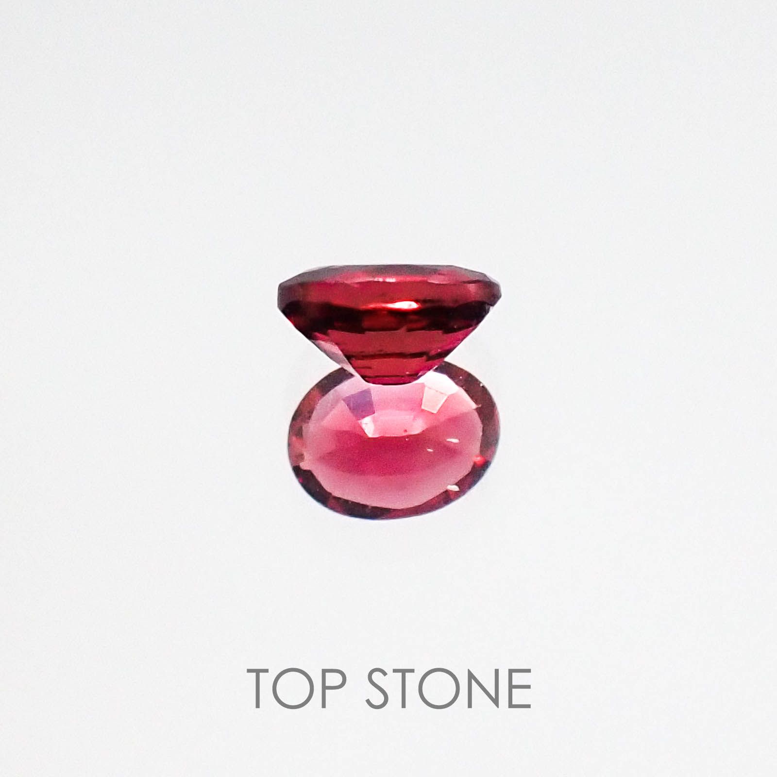 レッドスピネル タンザニア産 ルース 0.21ct[20073935]4×3mm前後