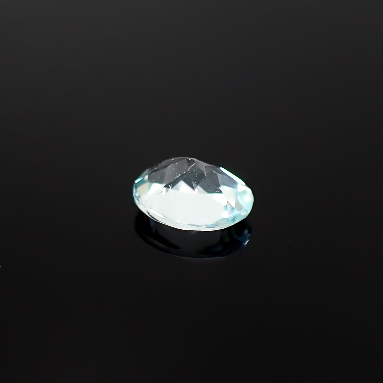 モンテブラサイト(宝石名モンテブラサイト)マダガスカル産 0.35ct 識別済[241229662]5.1x4.1mm前後