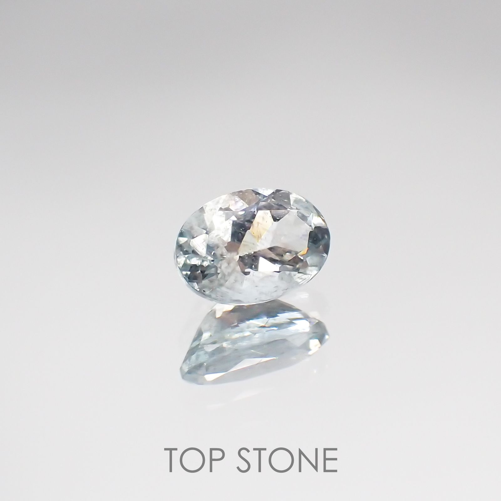 アベンチュリンアクアマリン ブラジル産 ルース 0.65ct[210611296]6.8×4.7mm前後