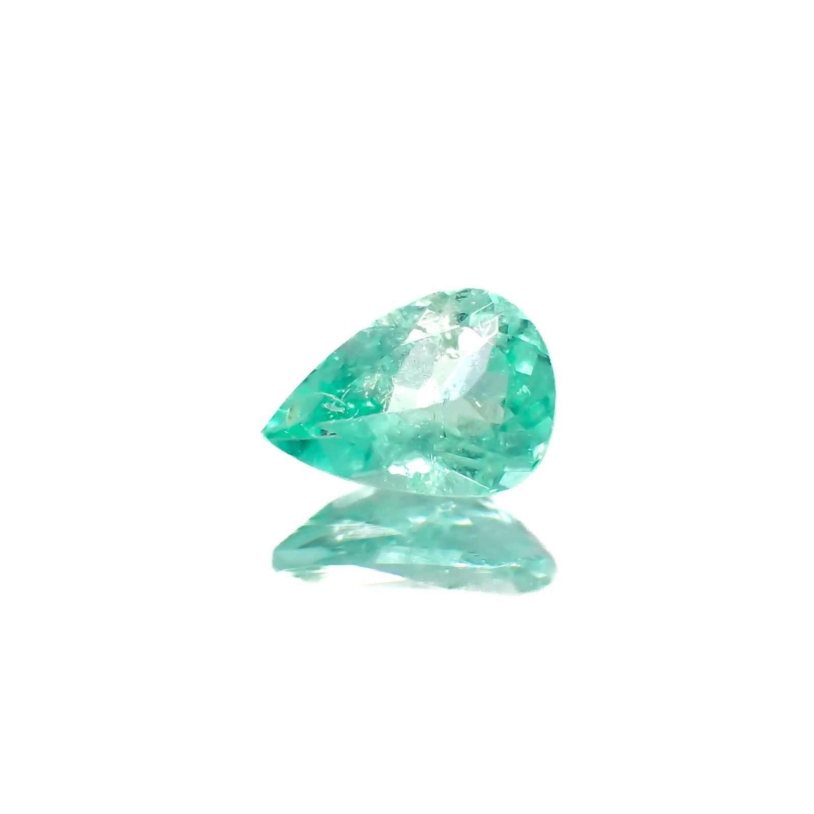 パステルカラーエメラルド コロンビア産 0.22ct[220918057]5.3x3.6mm前後