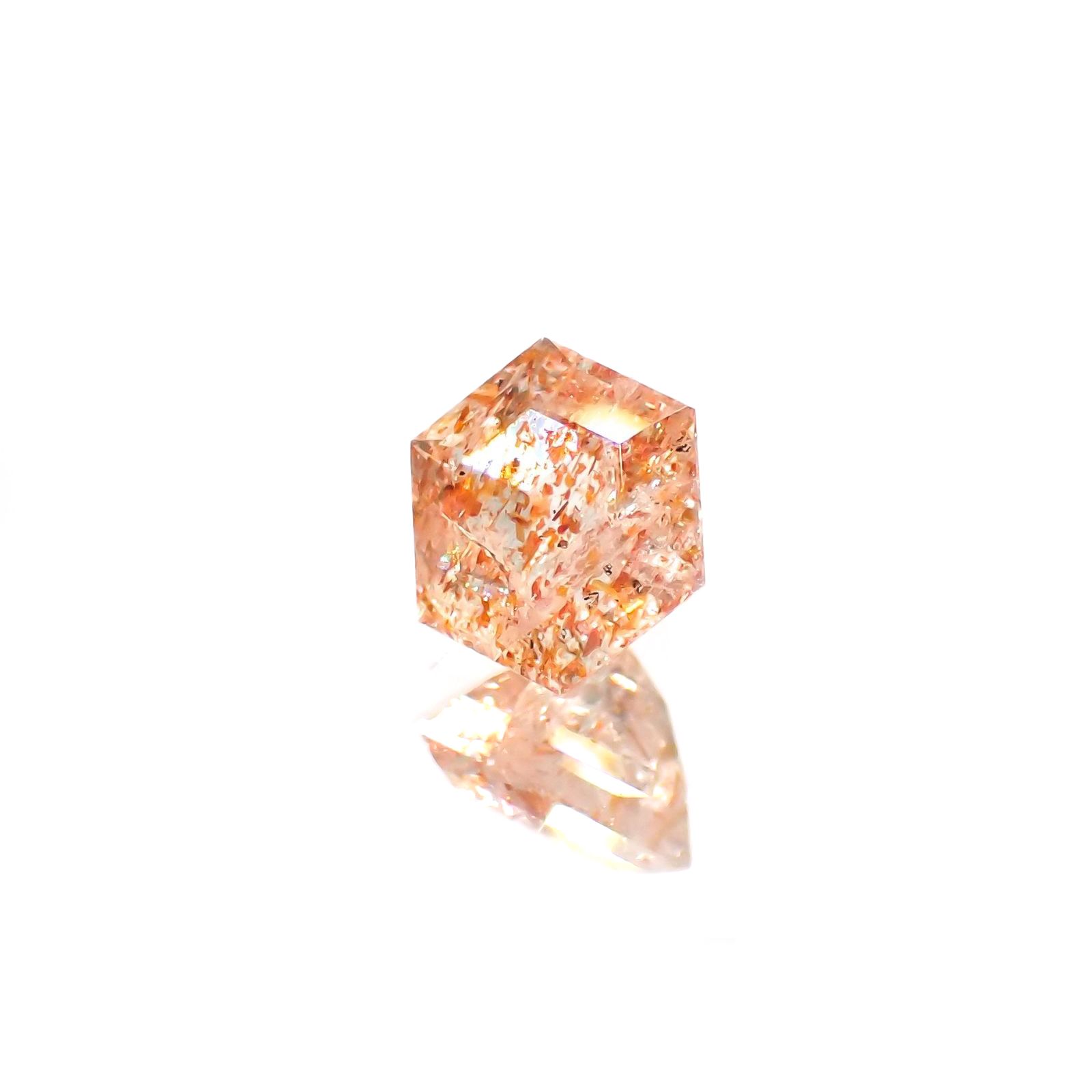 ◇ヘキサゴンカット◇イリュージョンサンストーン インド産 0.58ct / 5.1x5mm前後 [260215487]