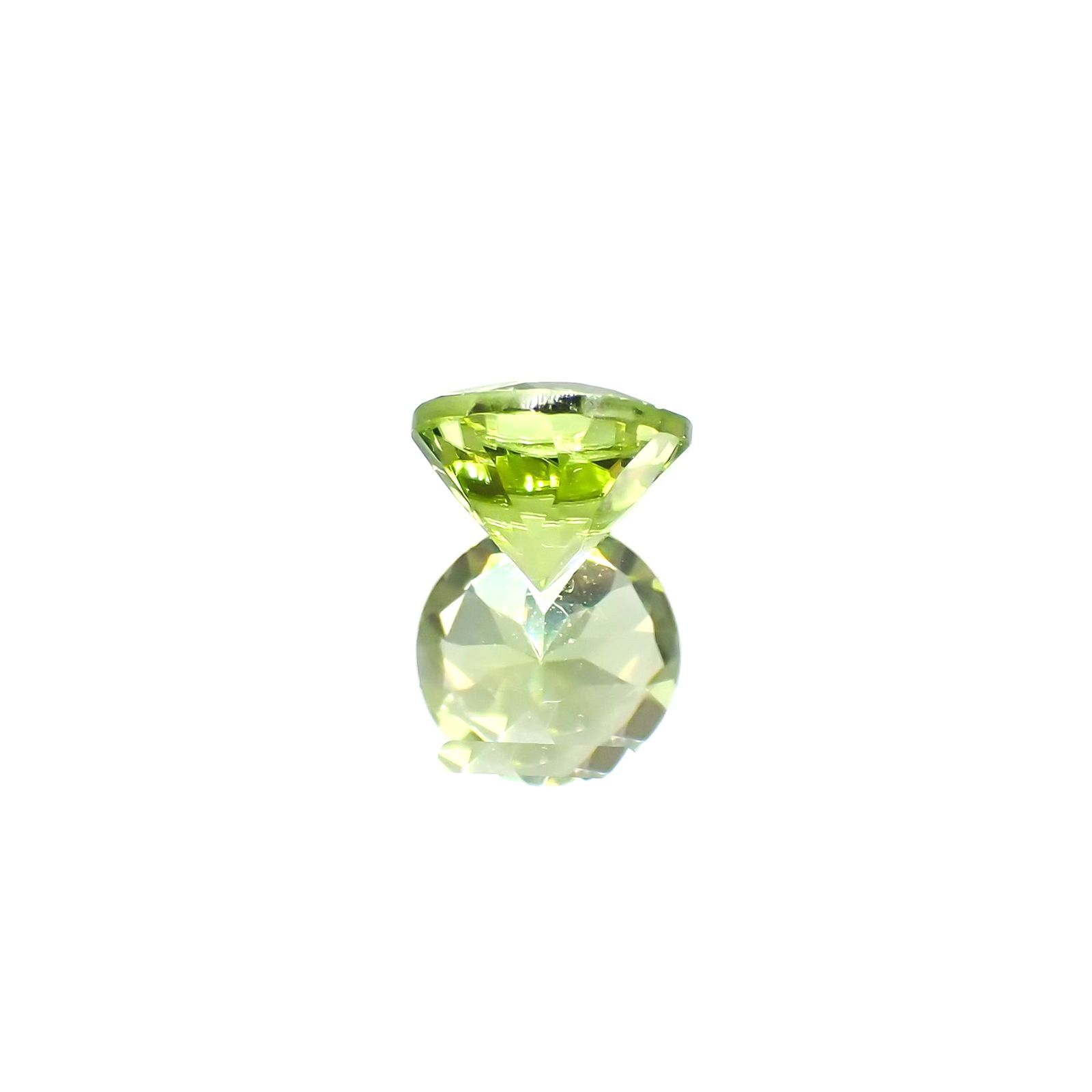 ペリドット(宝石名ペリドット) パキスタン産 1.13ct 識別済 [210913079]6.3×6.3mm前後
