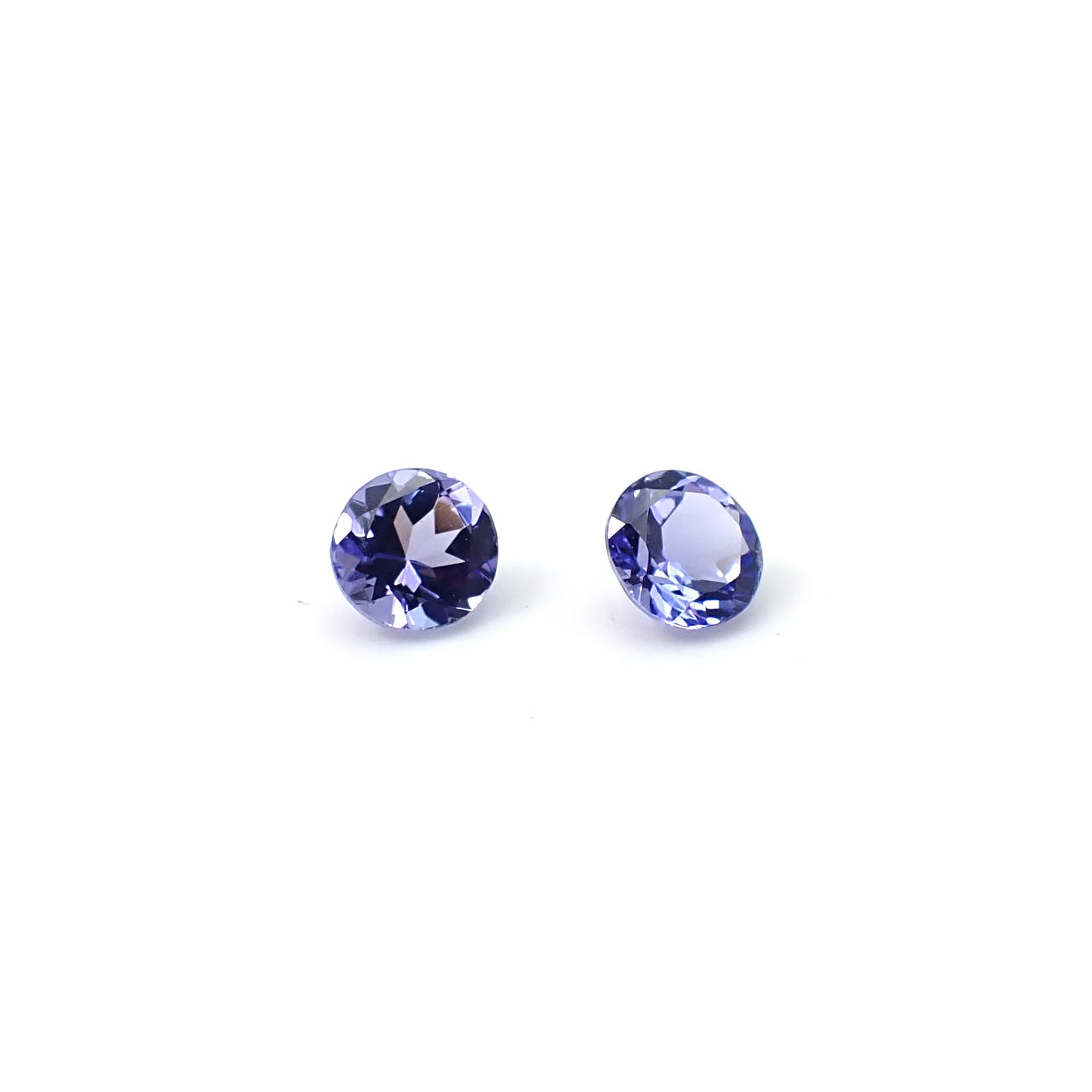 ◇ペアセット◇タンザナイト タンザニア産 0.53ct(2pcs合計) / 3.8-4.0x3.8-4.0mm前後 [251231483]