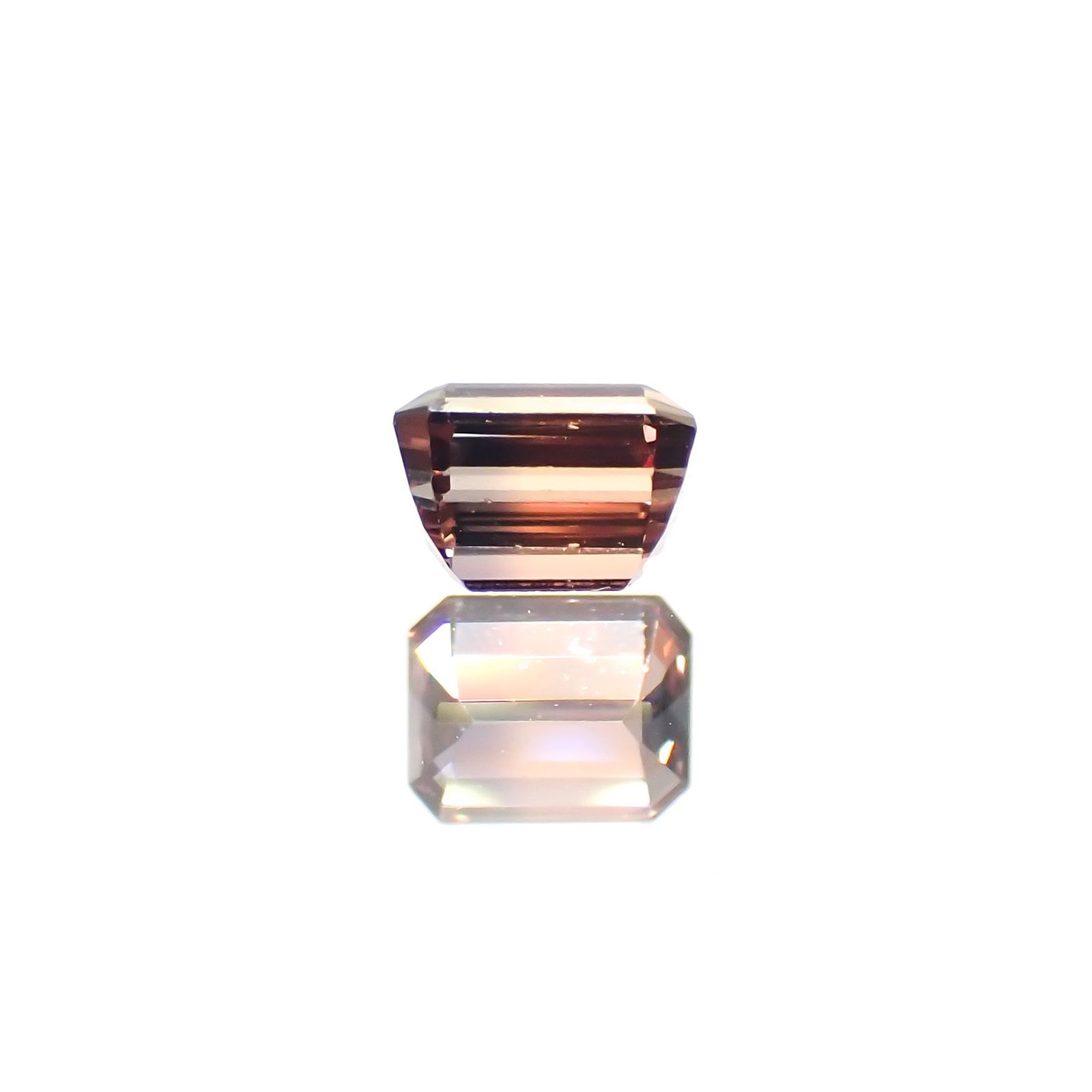 バイカラーサファイア(宝石名バイカラー・サファイア) マダガスカル/タンザニア産 0.30ct 識別済[210912493]3.6×2.9mm前後