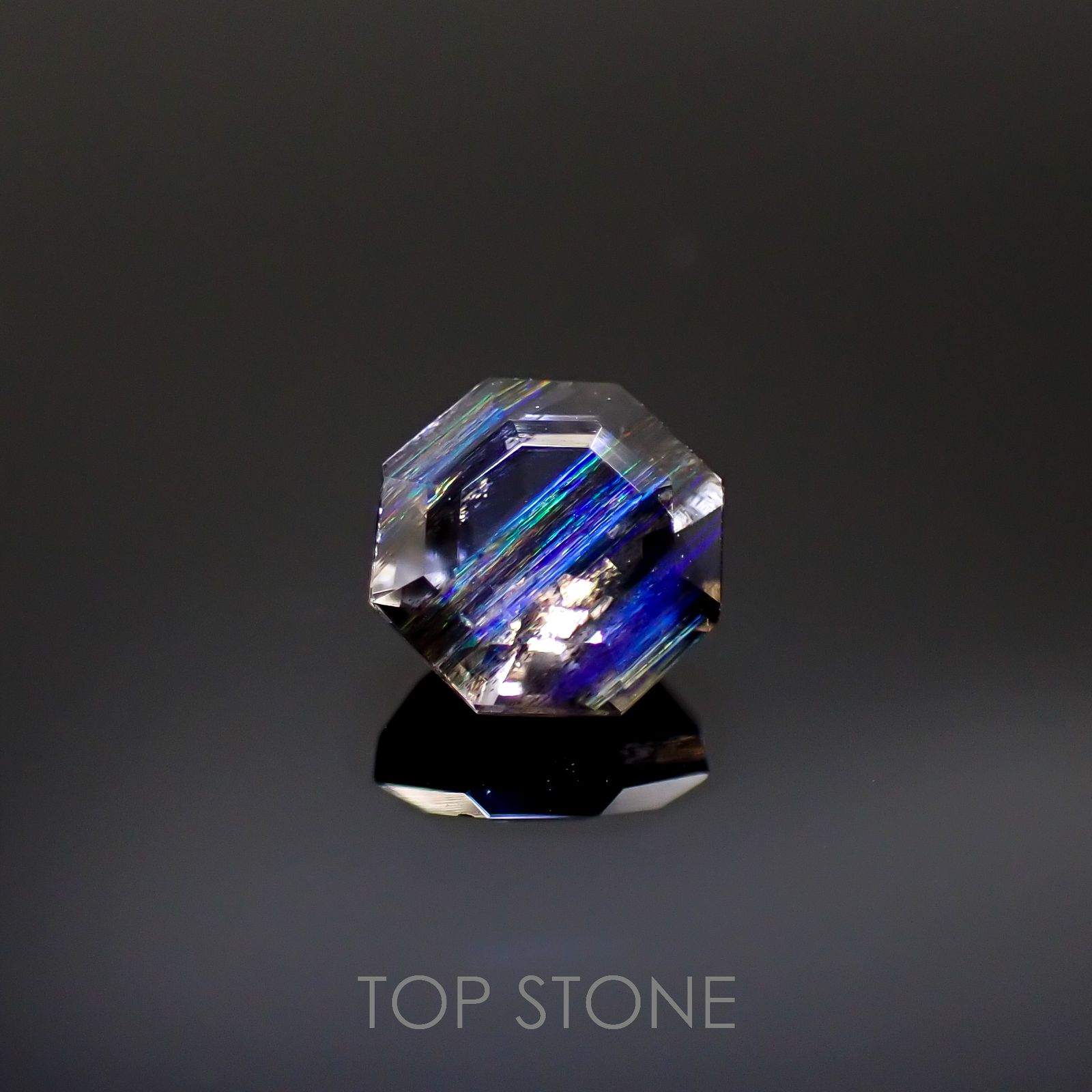 ◇オクタゴンカット◇レインボースキャポライト ブラジル産 0.83ct[220817521]6x5.9mm前後