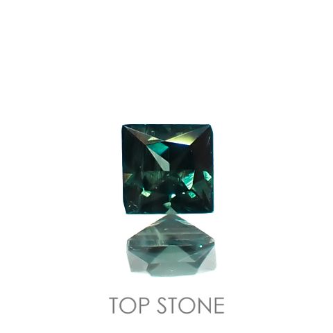 ◇プリンセスカット◇カラーチェンジガーネット アレキタイプ(宝石名ガーネット)マダガスカル・ベキリー産 0.17ct 識別済[221219621]2.9x2.8mm前後