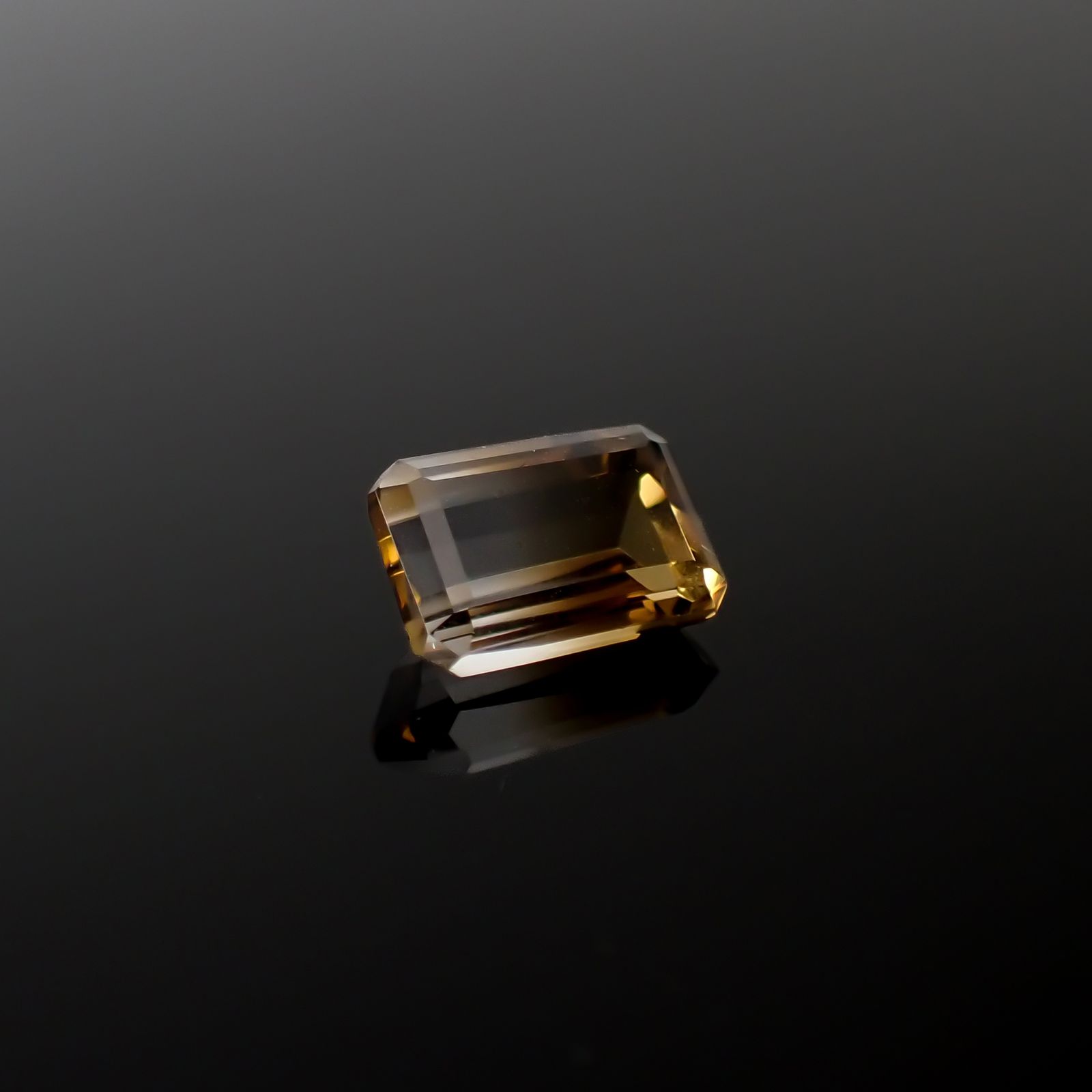 バイカラーシトリン ブラジル・ミナスジェライス州産 2.68ct[240326448]10.1x6.9mm前後