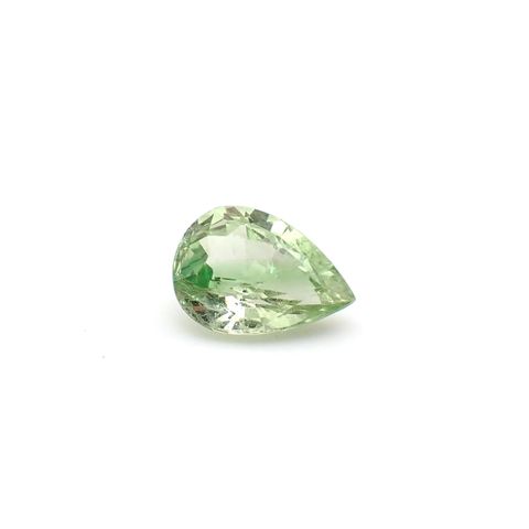 ミントガーネット(宝石名ガーネット)タンザニア産 識別済 2.03ct / 9.7x6.8mm前後 [260832722]