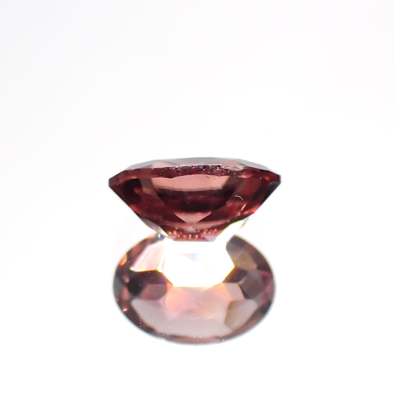 ピンクジルコン(宝石名ジルコン) スリランカ/カンボジア産/ 1.17ct 識別済[21059794]7.1×5.1mm前後